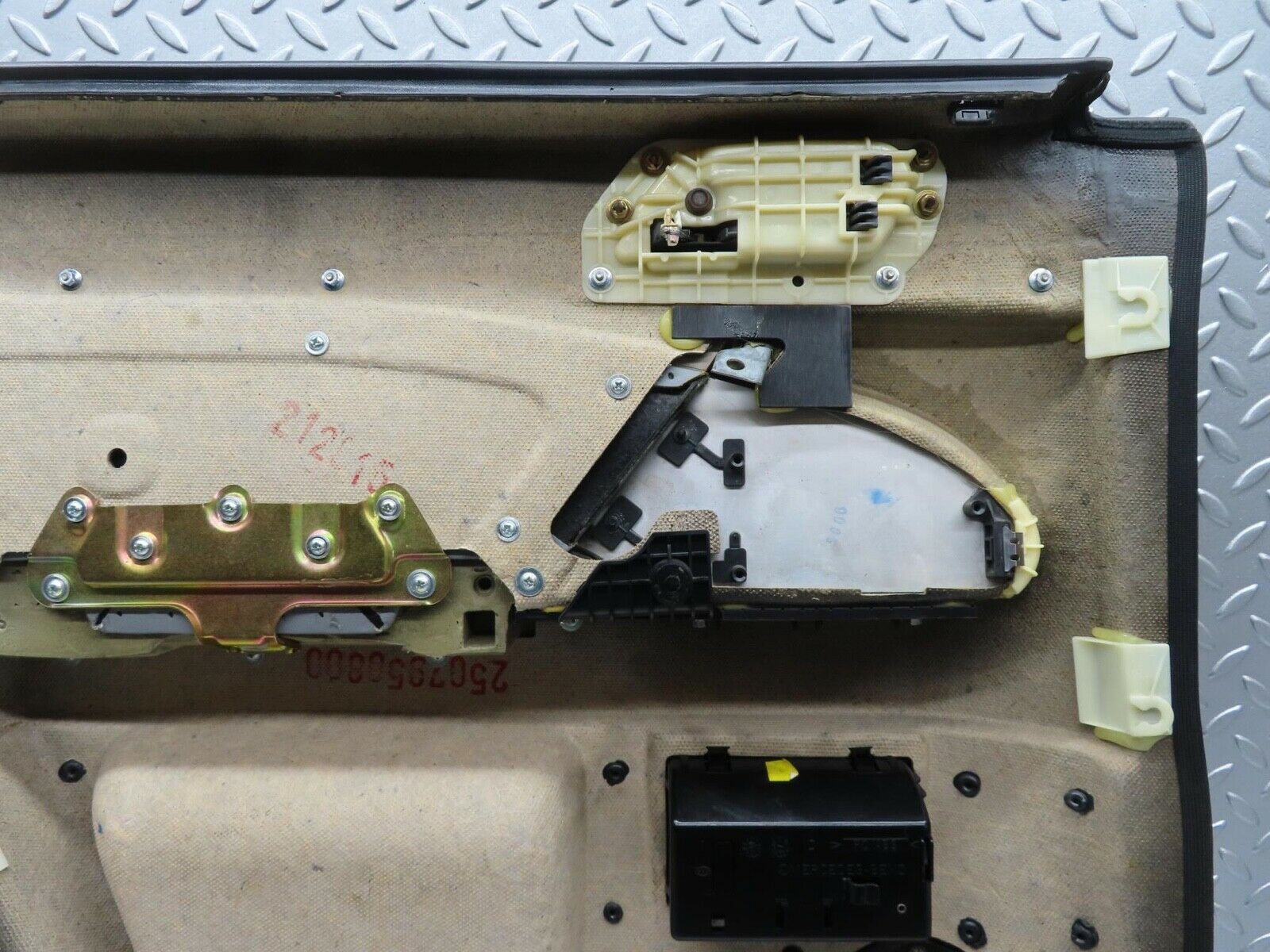 15107 Mercedes-Benz W140 S320 Rear Right Door Card