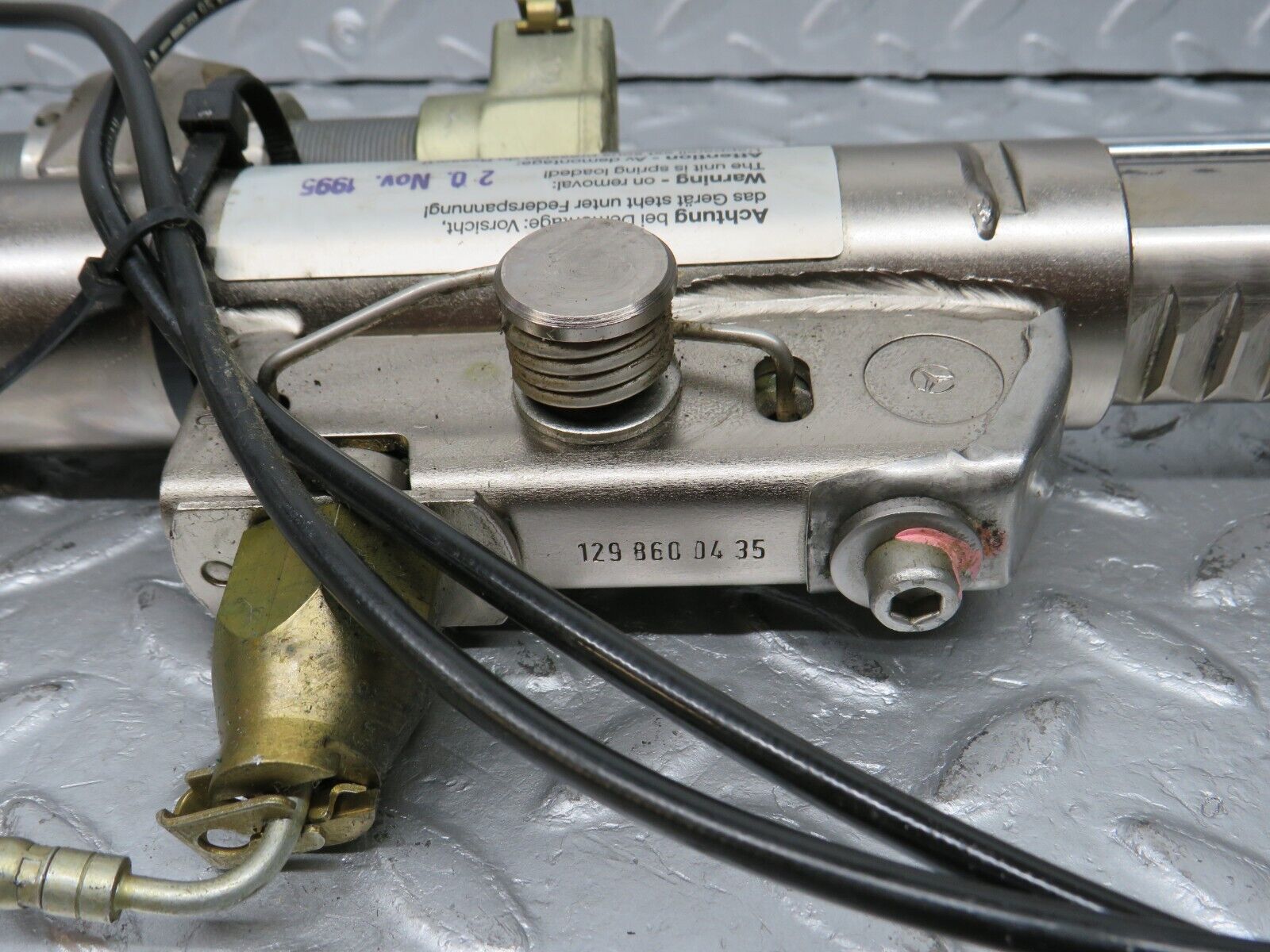 39460 Mercedes-Benz R129 320SL Coupe Roll Bar Hydraulic Cylinder Right 1298600435