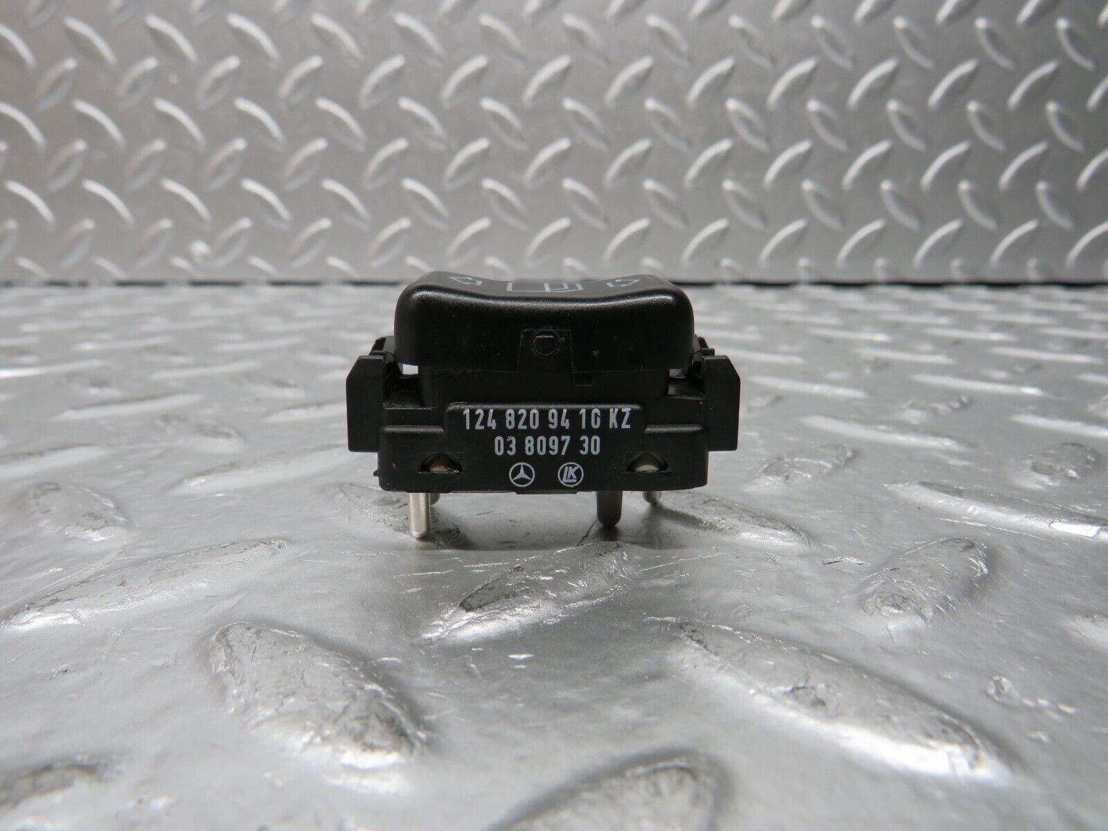 30519 Mercedes-Benz W124 230E Electric Window Switch Right Side 1248209410