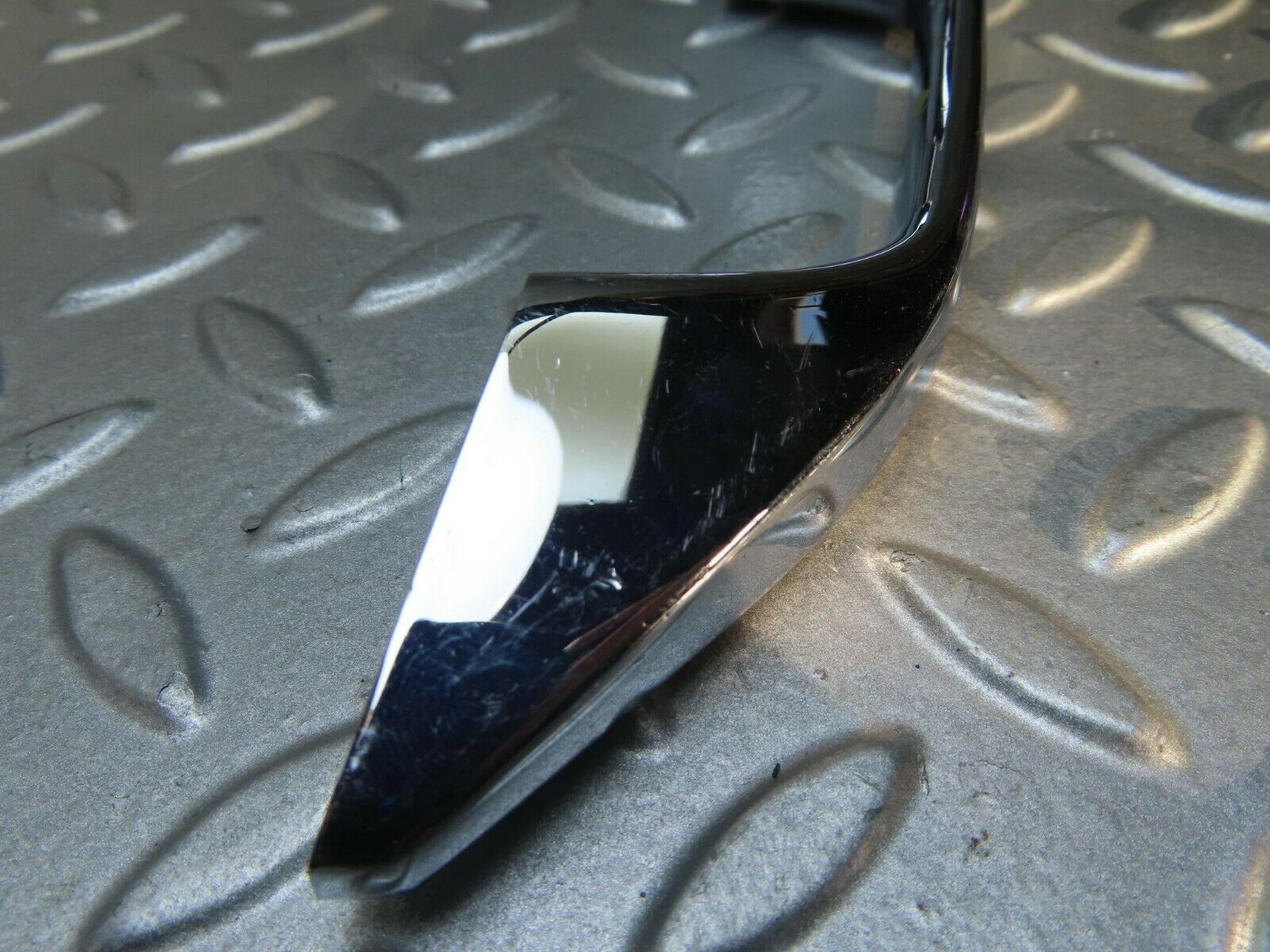 8729 Mercedes-Benz W115 Chrome Door Handle Rear Right 1157661202