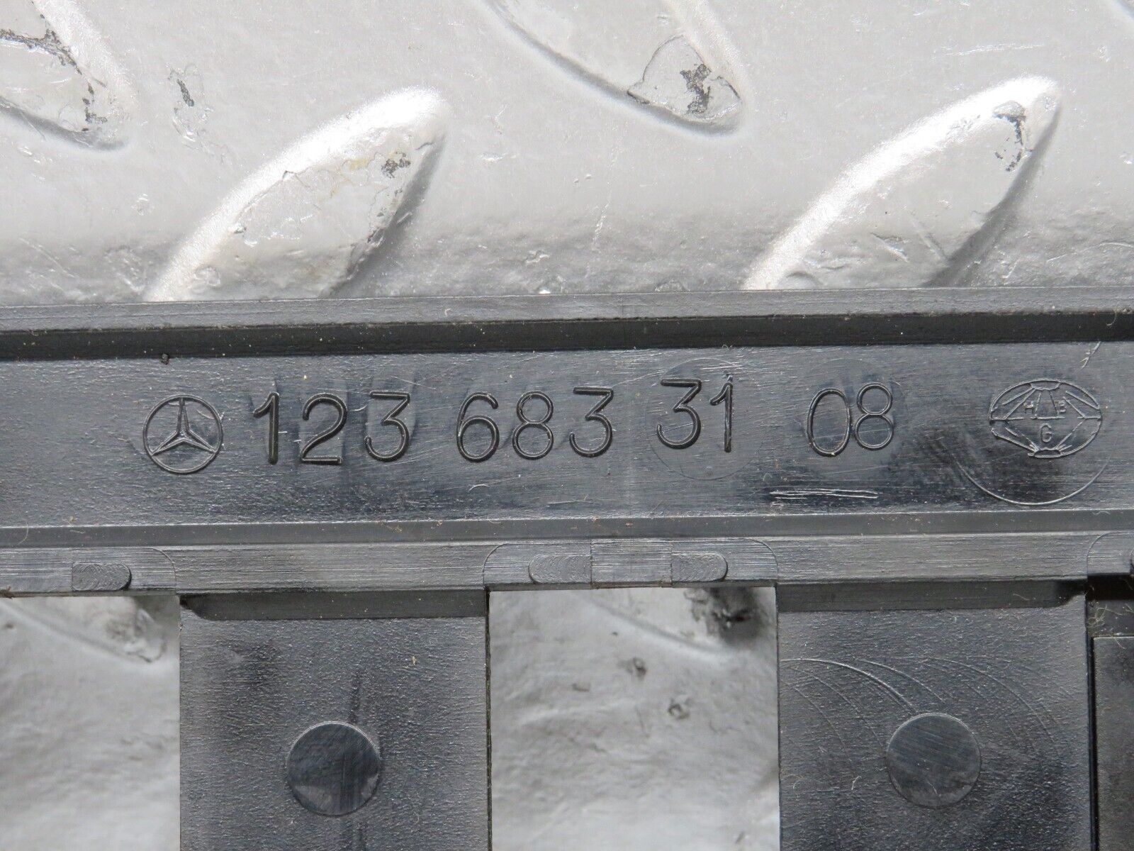 27885 Mercedes-Benz W123 280E Centre Console Switch Holder Trim 1236833108