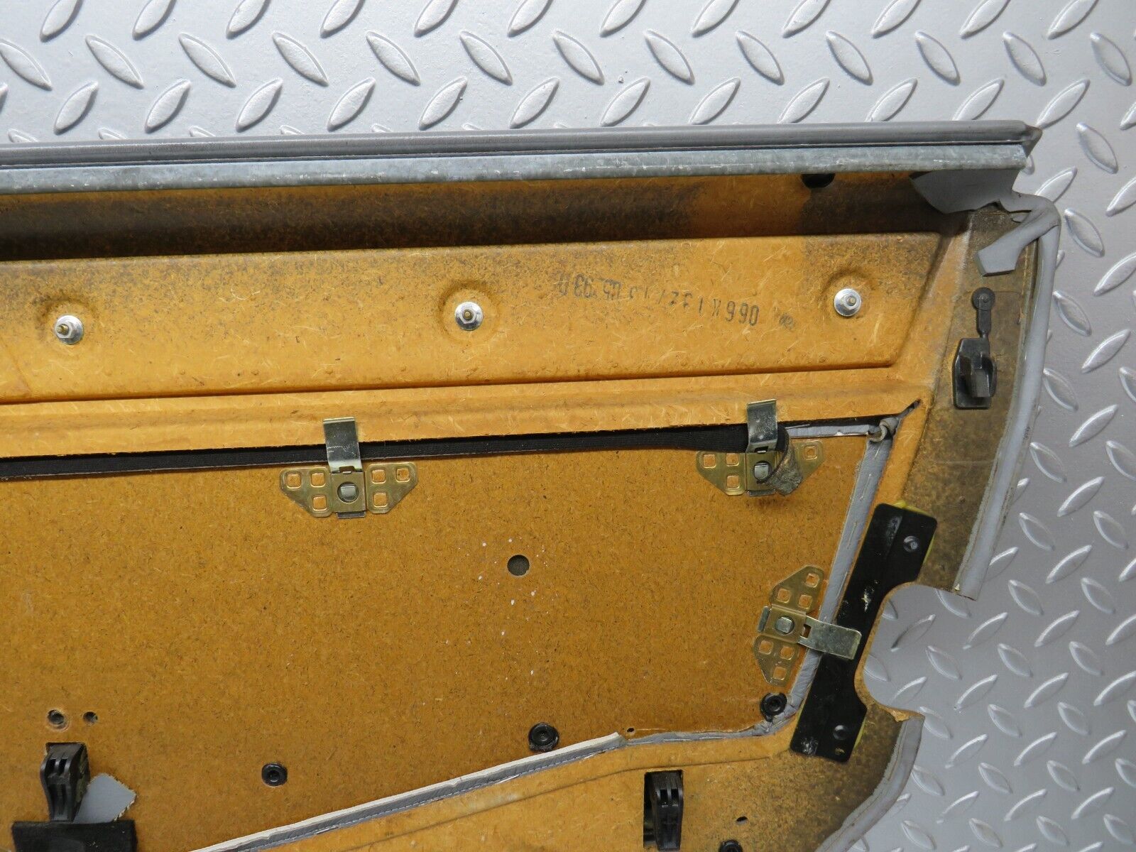 31179 Mercedes-Benz S124 220TE Wagon Front Left Door Card Grey