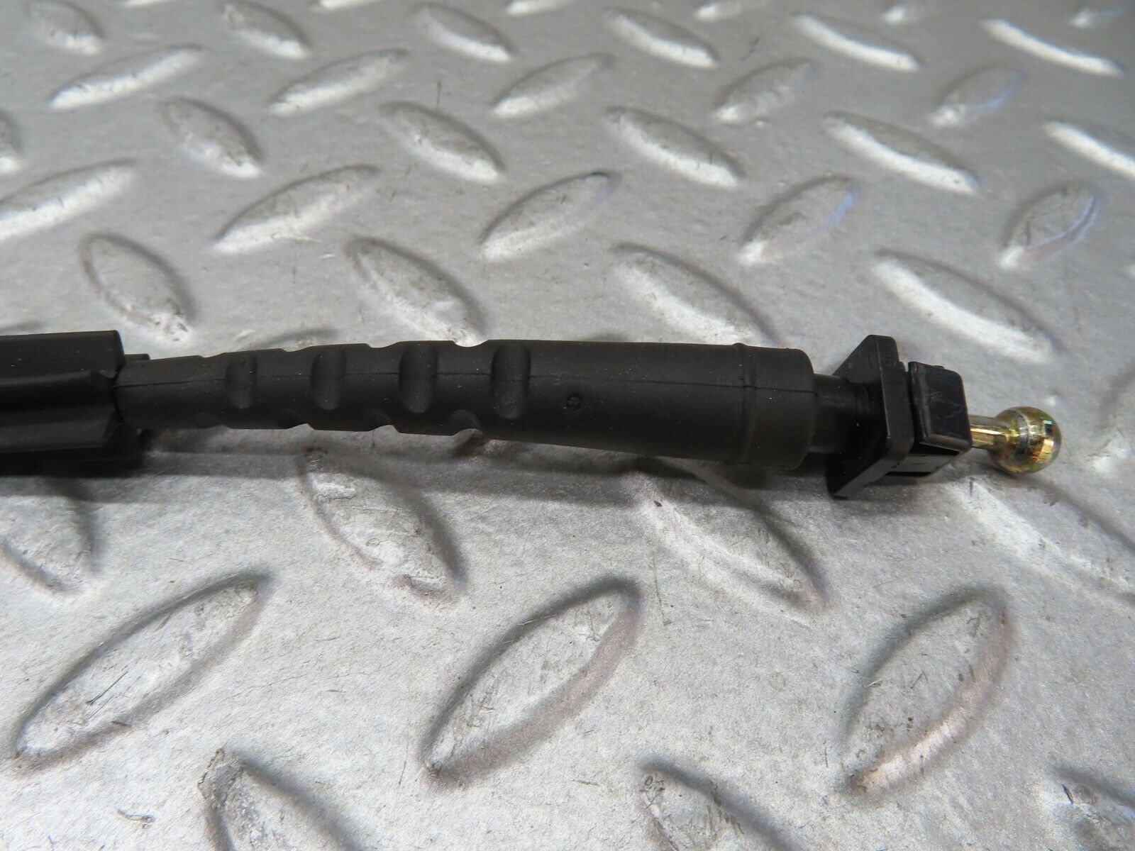 19525 Mercedes-Benz C140 CL420 Coupe Brake Control Cable 1402900685