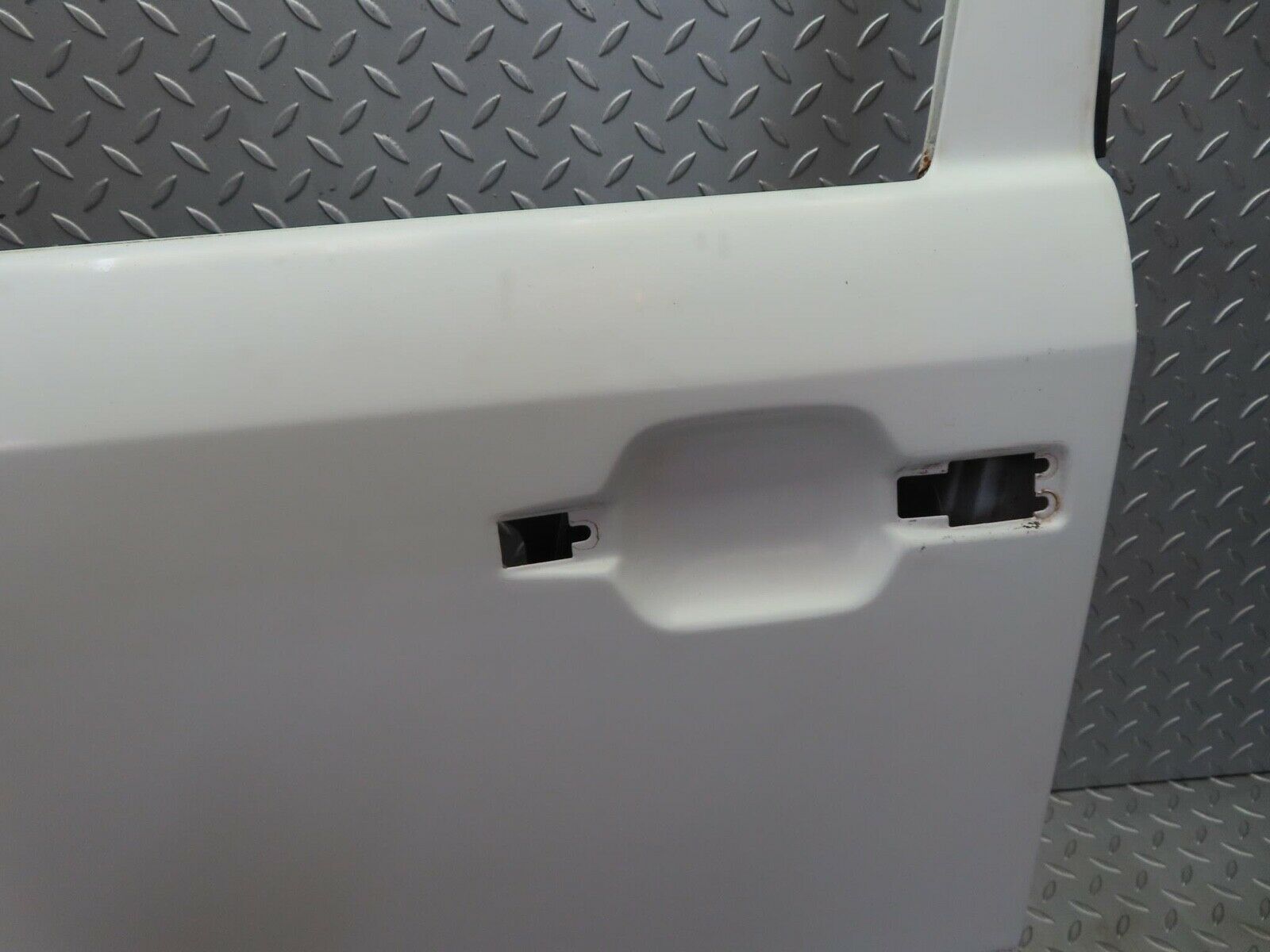 16210 Mercedes-Benz W124 260E Front Left Door