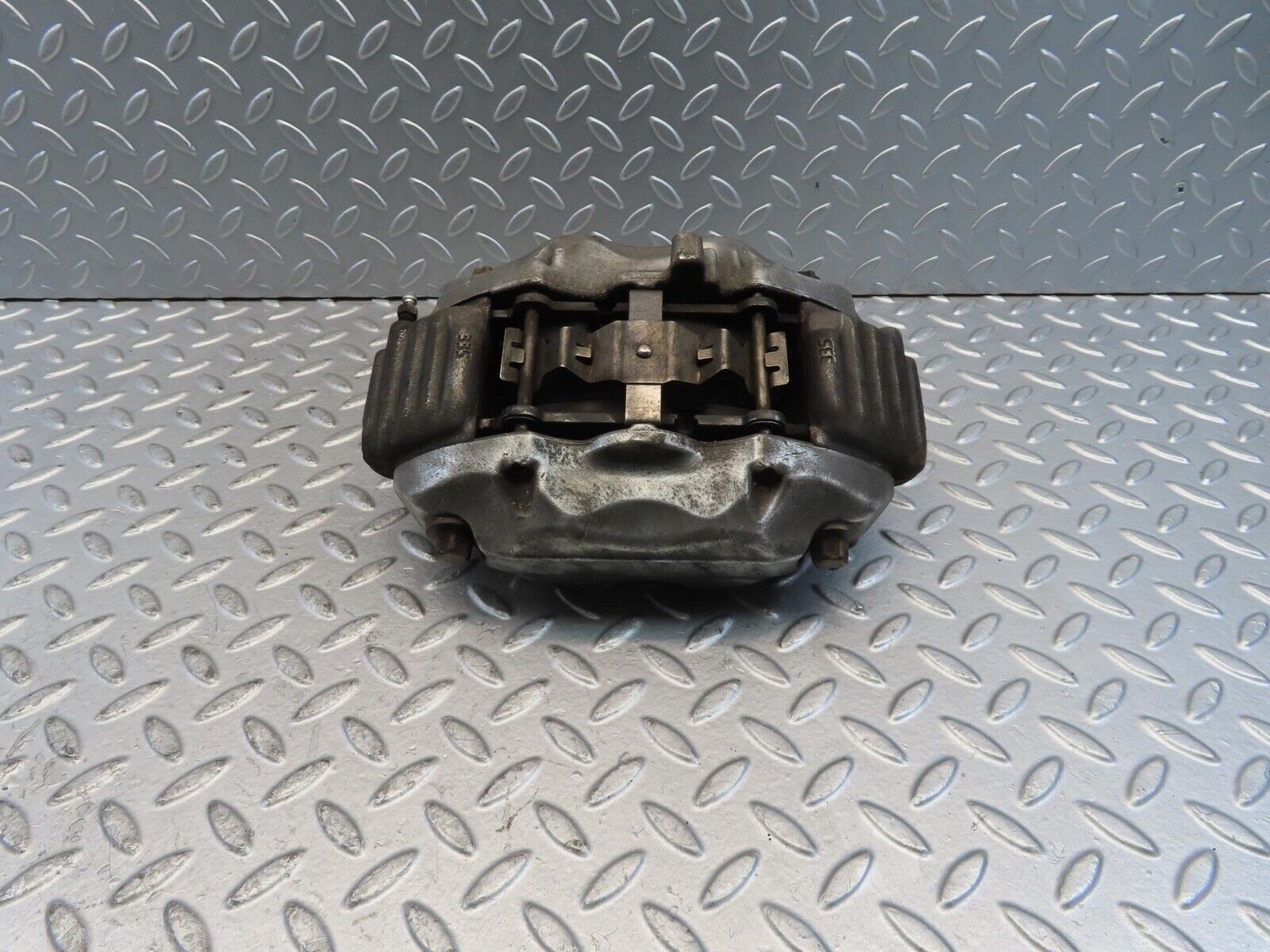 11309 Mercedes-Benz W221 S320 Front Left Brake Caliper