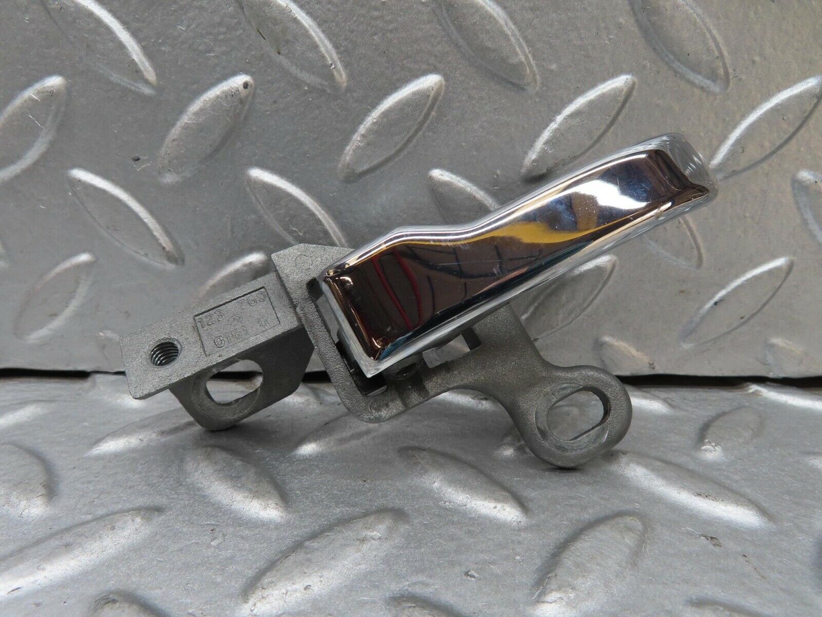 7042 Mercedes-Benz W123 230E Left Interior Door Handle1237600161