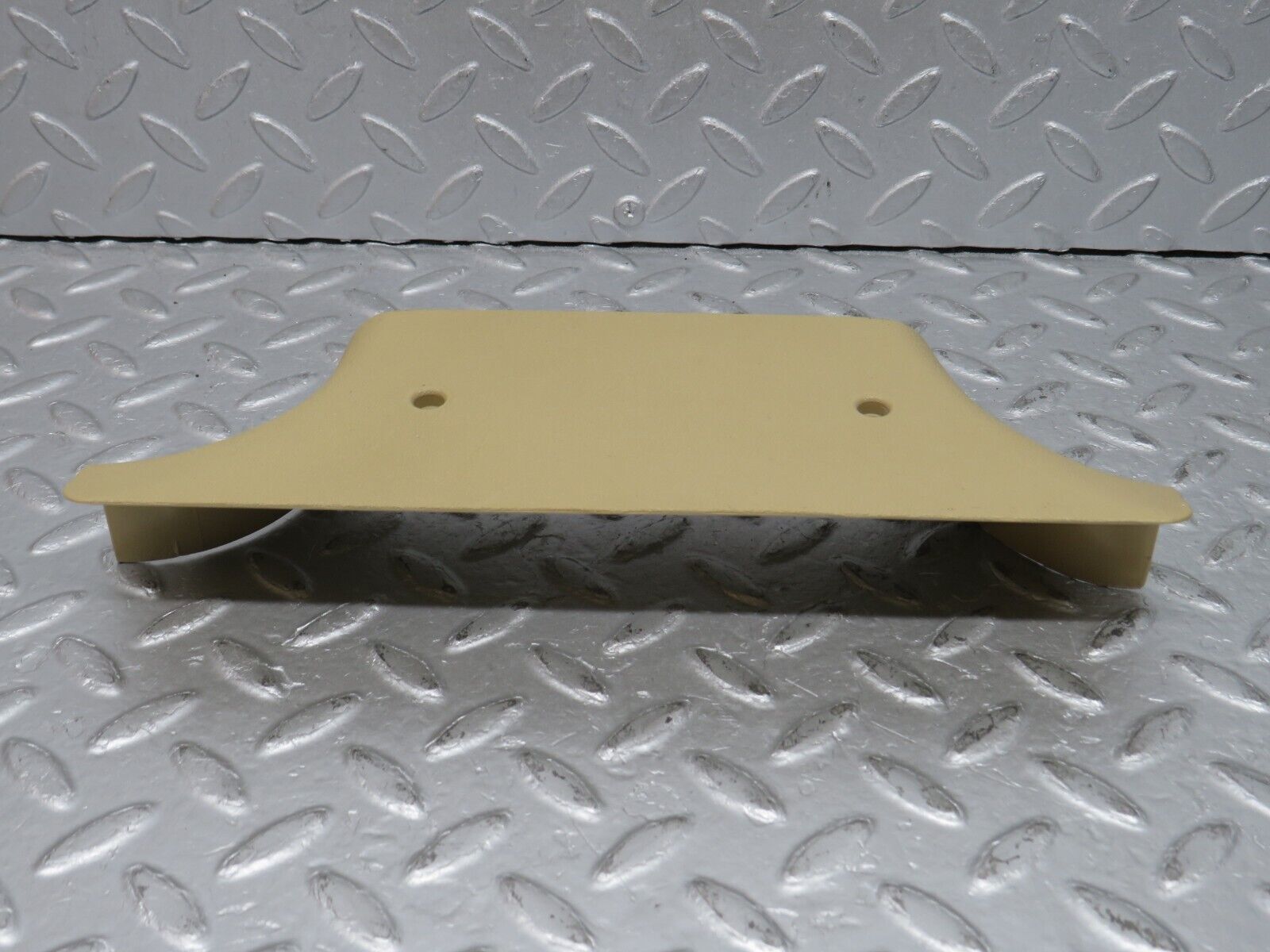 38726 Mercedes-Benz W201 190E 2.6L B Pillar Bottom Cover Left Side Beige 2016920122