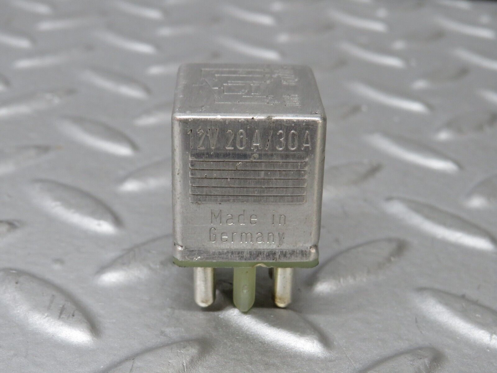 36904 Mercedes-Benz C126 420SEC Coupe Multi Purpose Relay 0015420219