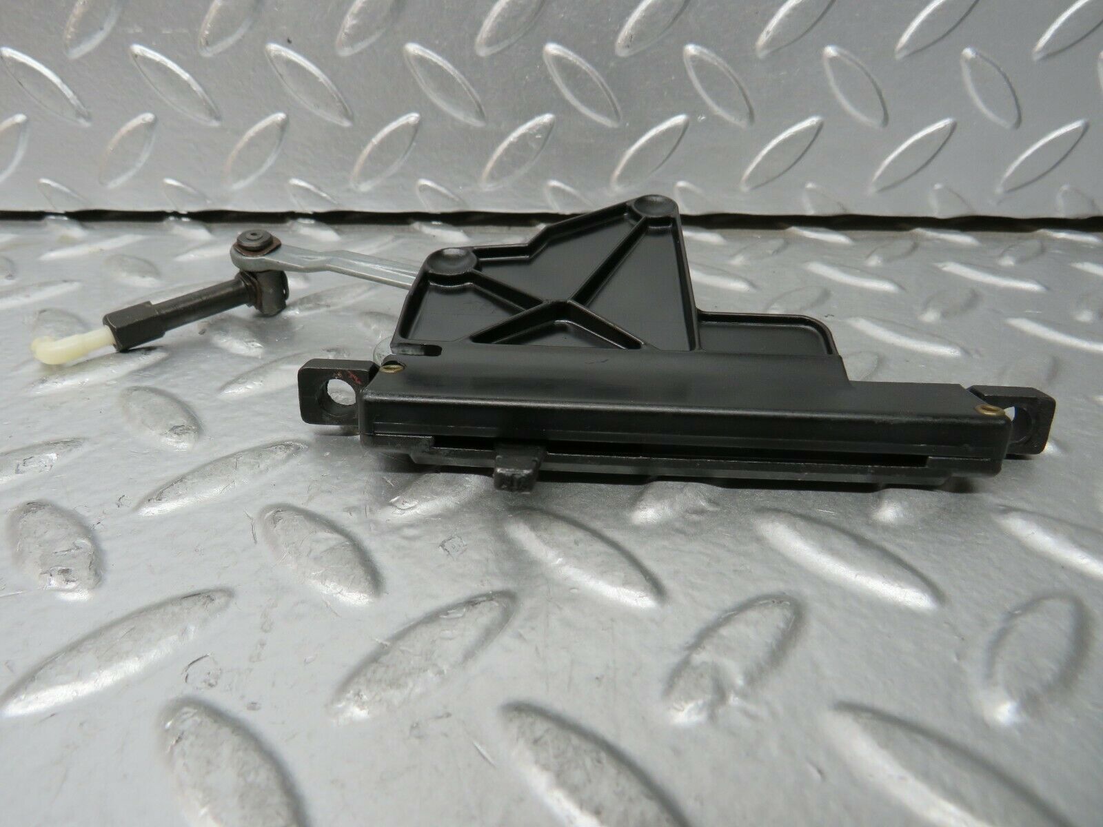 23362 Mercedes-Benz W116 350SE Heater Control