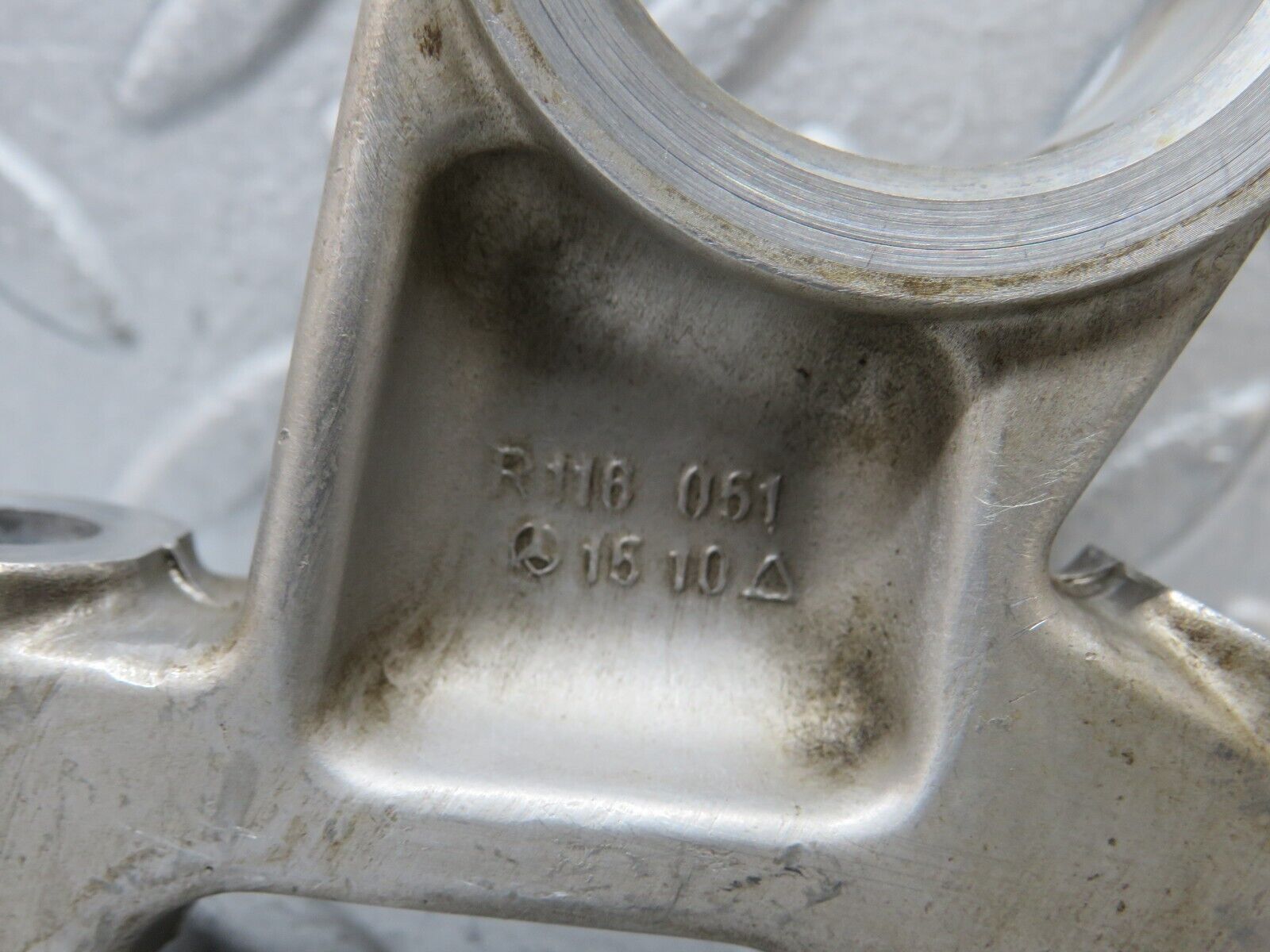 37602 Mercedes-Benz W109 300SEL Camshaft Tower Bearing 35mm 1160511510