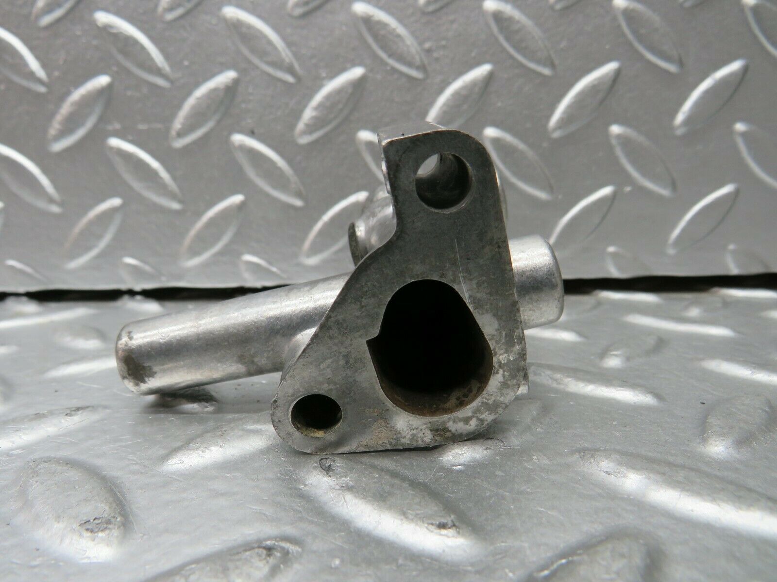 23084 Mercedes-Benz C123 230CE Coupe Idle Control Valve 1020940512