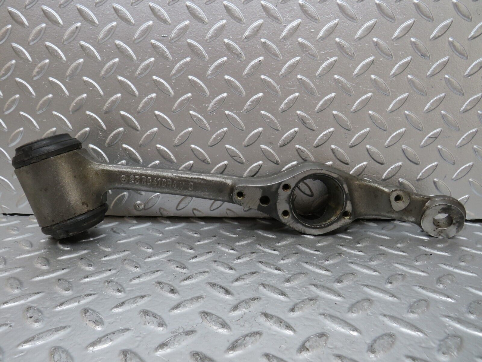 27073 Mercedes-Benz W123 280E Front Right Lower Control Arm New 23RG41CR4