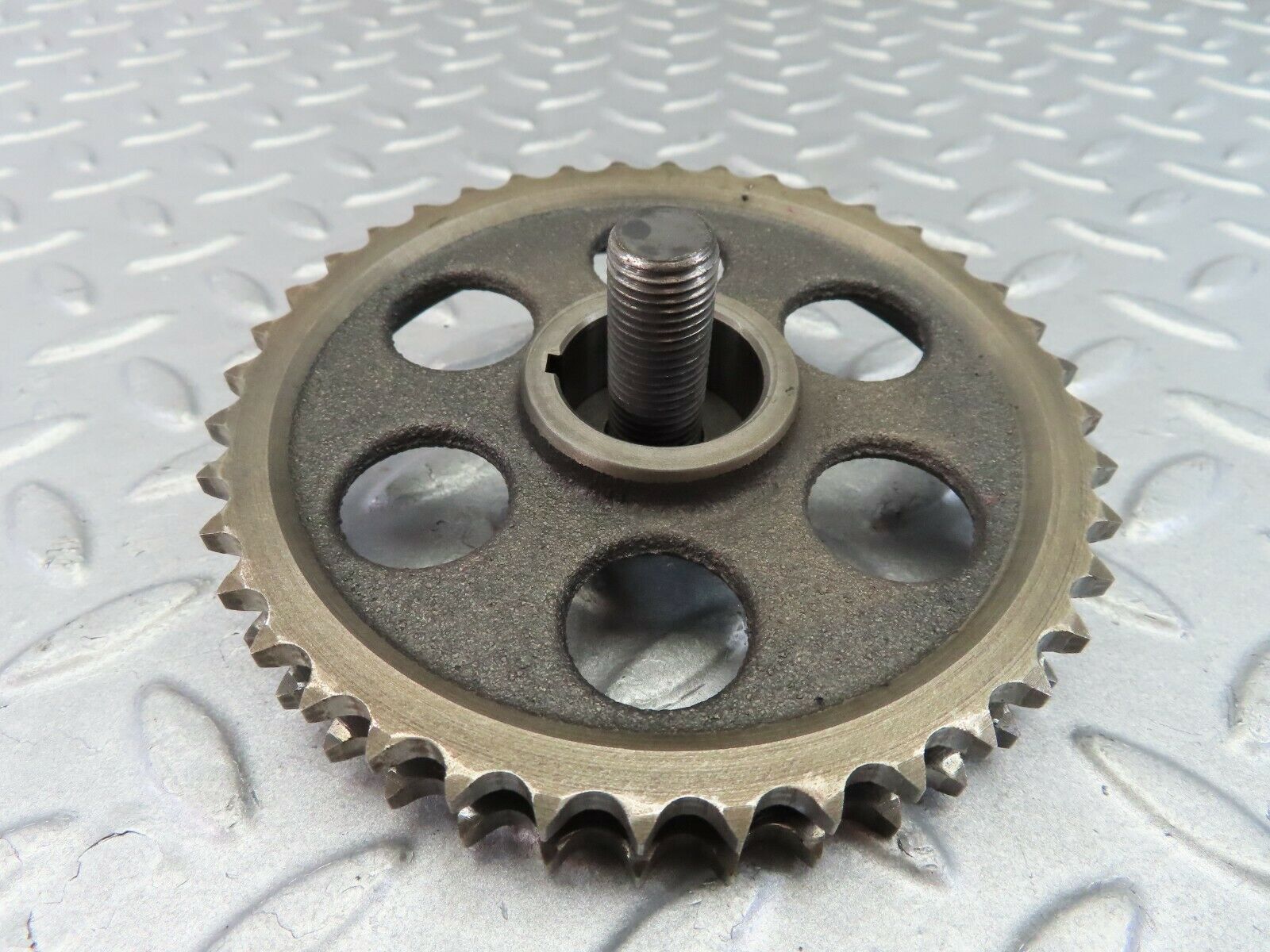 8037 Mercedes-Benz W115 220D Camshaft Timing Gear 1210520201