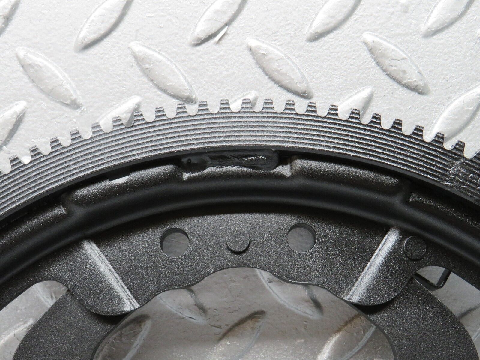 38550 Mercedes-Benz R129 280SL Coupe Flywheel Starter Ring 1040300112