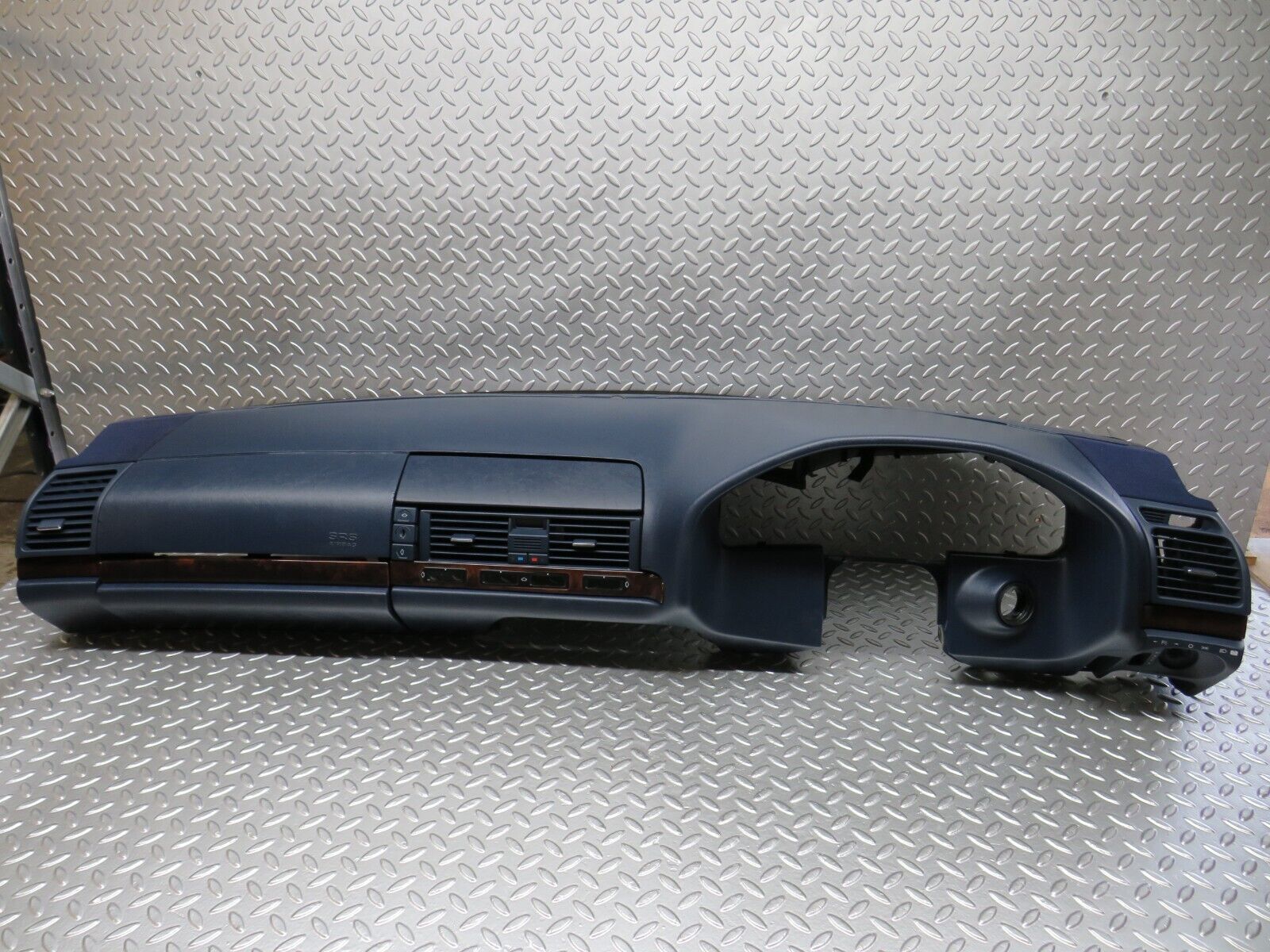 24971 Mercedes-Benz W140 S320 Dashboard Blue
