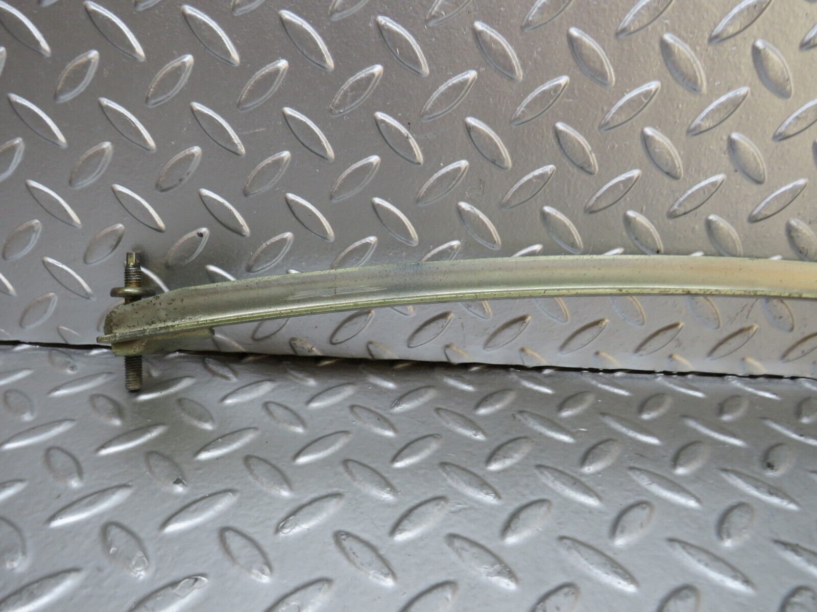 29194 Mercedes-Benz C124 320CE Coupe Left Door Window Channel