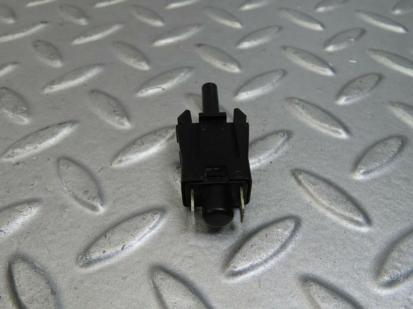 9461 Mercedes-Benz C124 300CE Coupe Door Contact Switch 0015458714