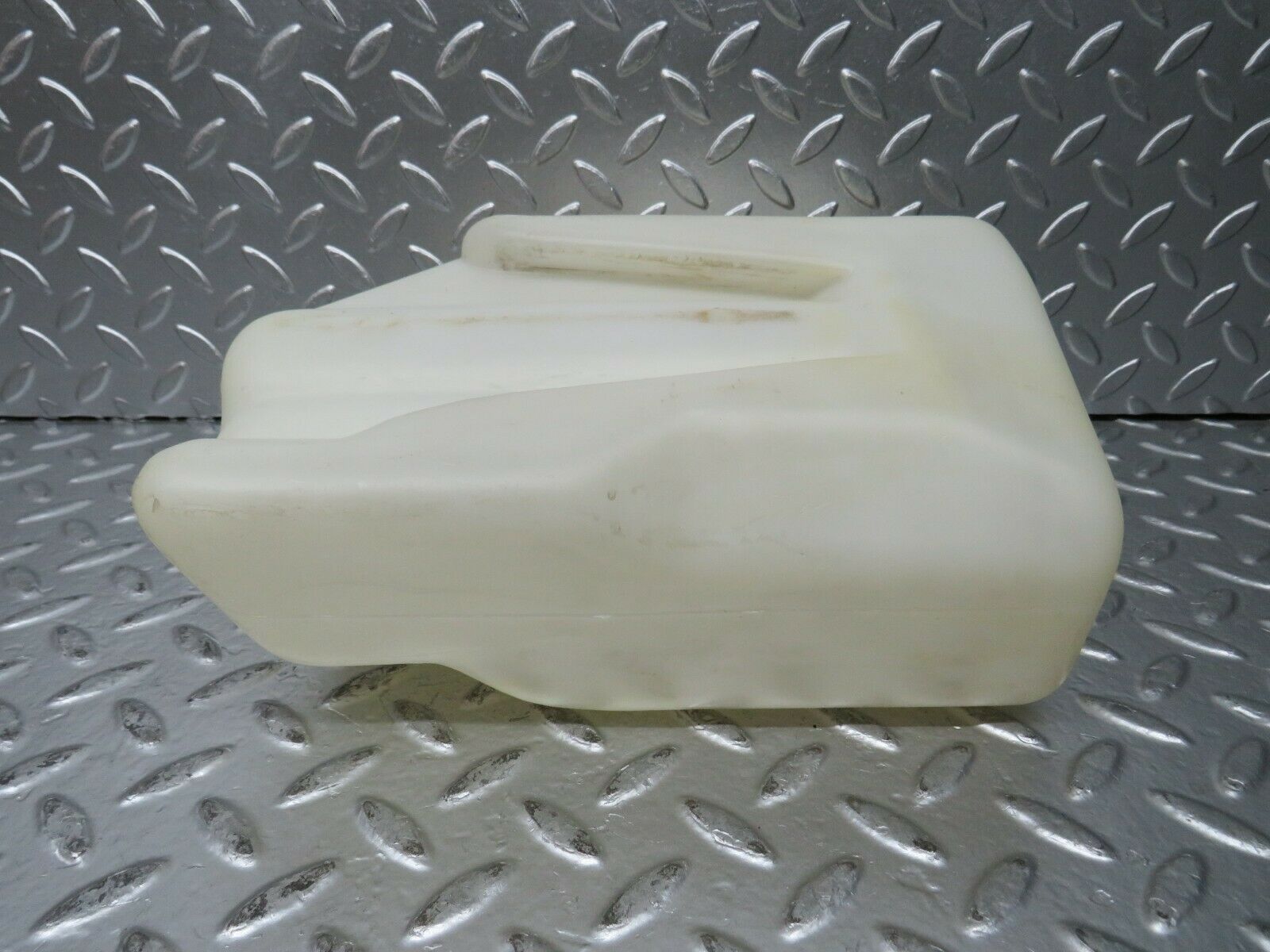 23214 Mercedes-Benz W116 350SE Windscreen Washer Fluid Reservoir Tank