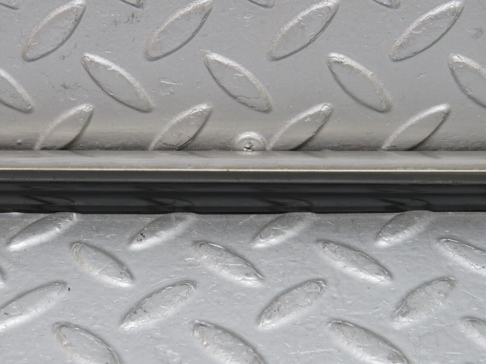 35776 Mercedes-Benz W108 Rear Left Door Centre Moulding Trim