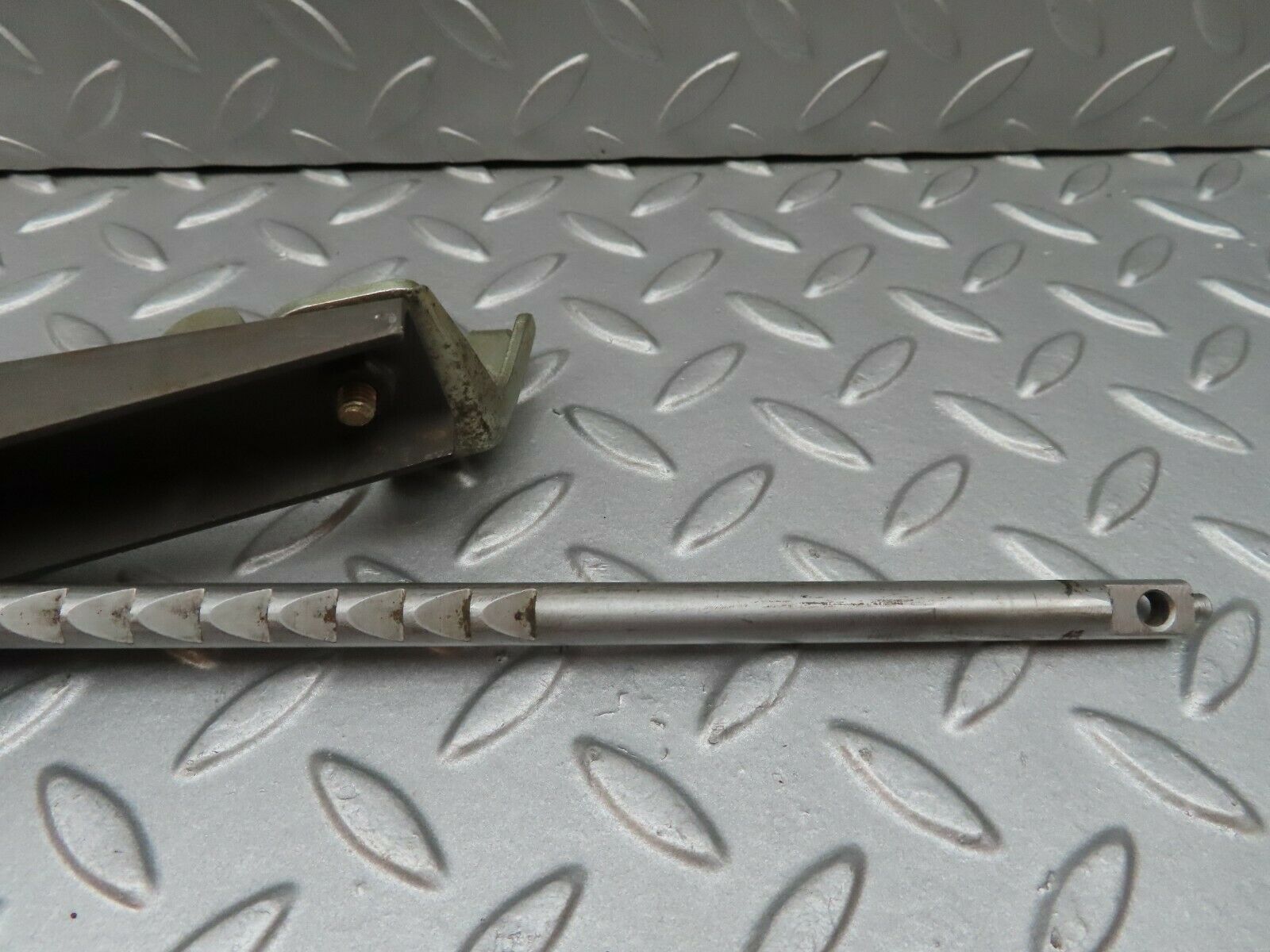 3790 Mercedes-Benz S123 200T Wagon Handbrake Regulator Rod