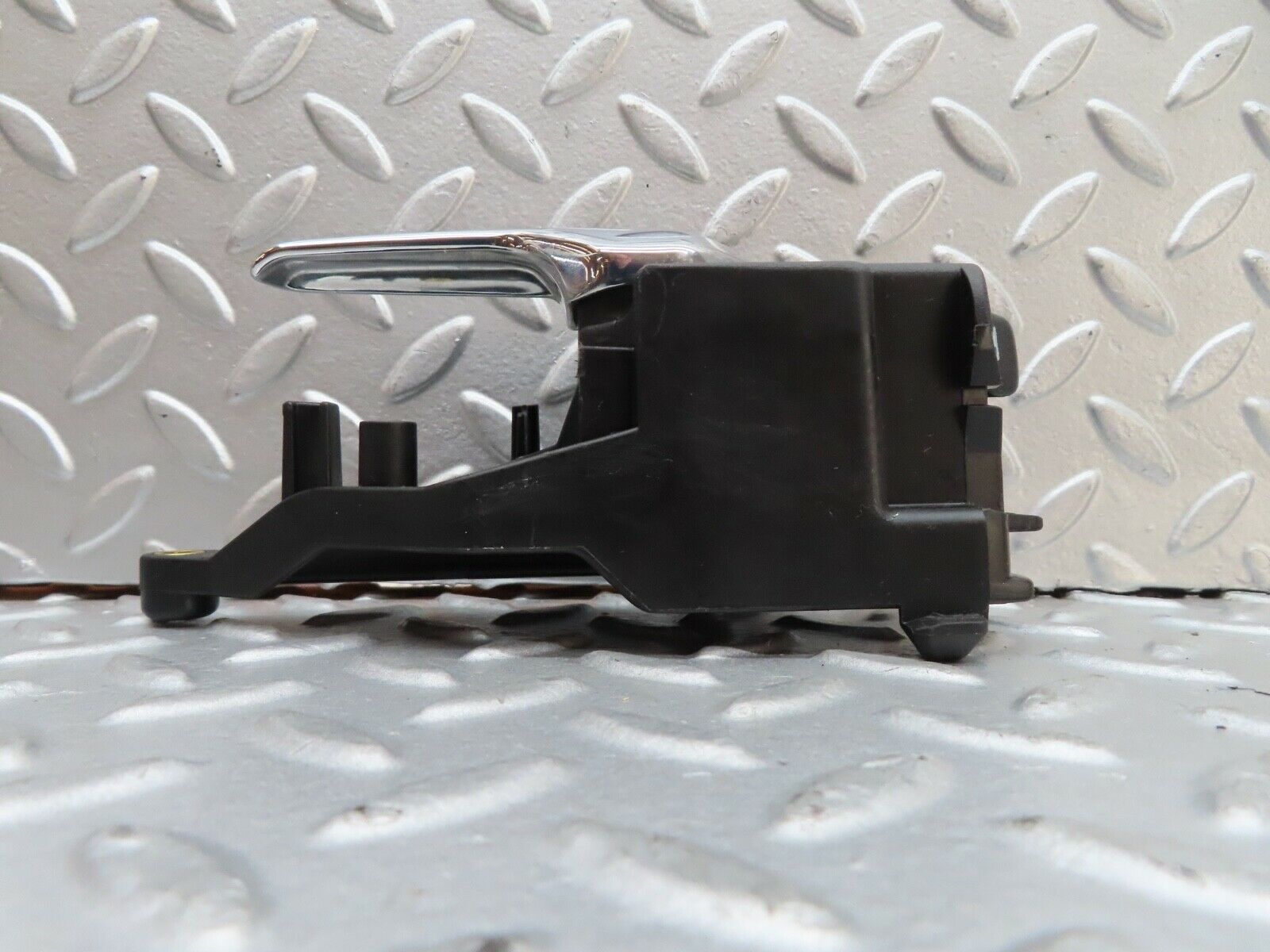 17432 Mercedes-Benz R129 300SL Coupe Interior Door Handle Left Side