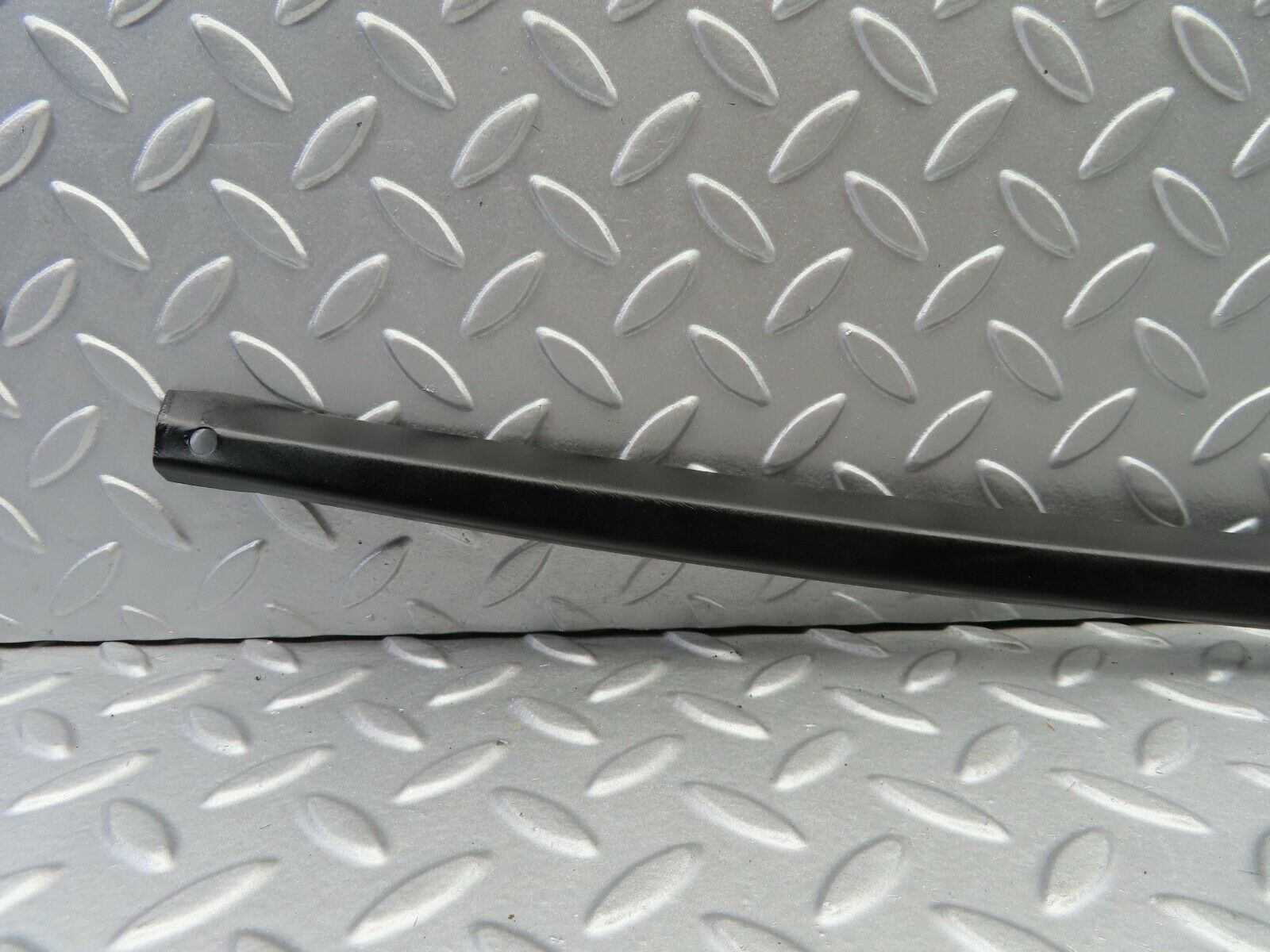 7068 Mercedes-Benz C107 350SLC Coupe Front Bumper Trim