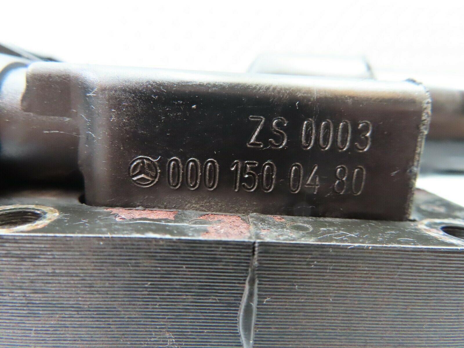 6787 Mercedes-Benz S124 E220 Wagon Ignition Coil 0001500480