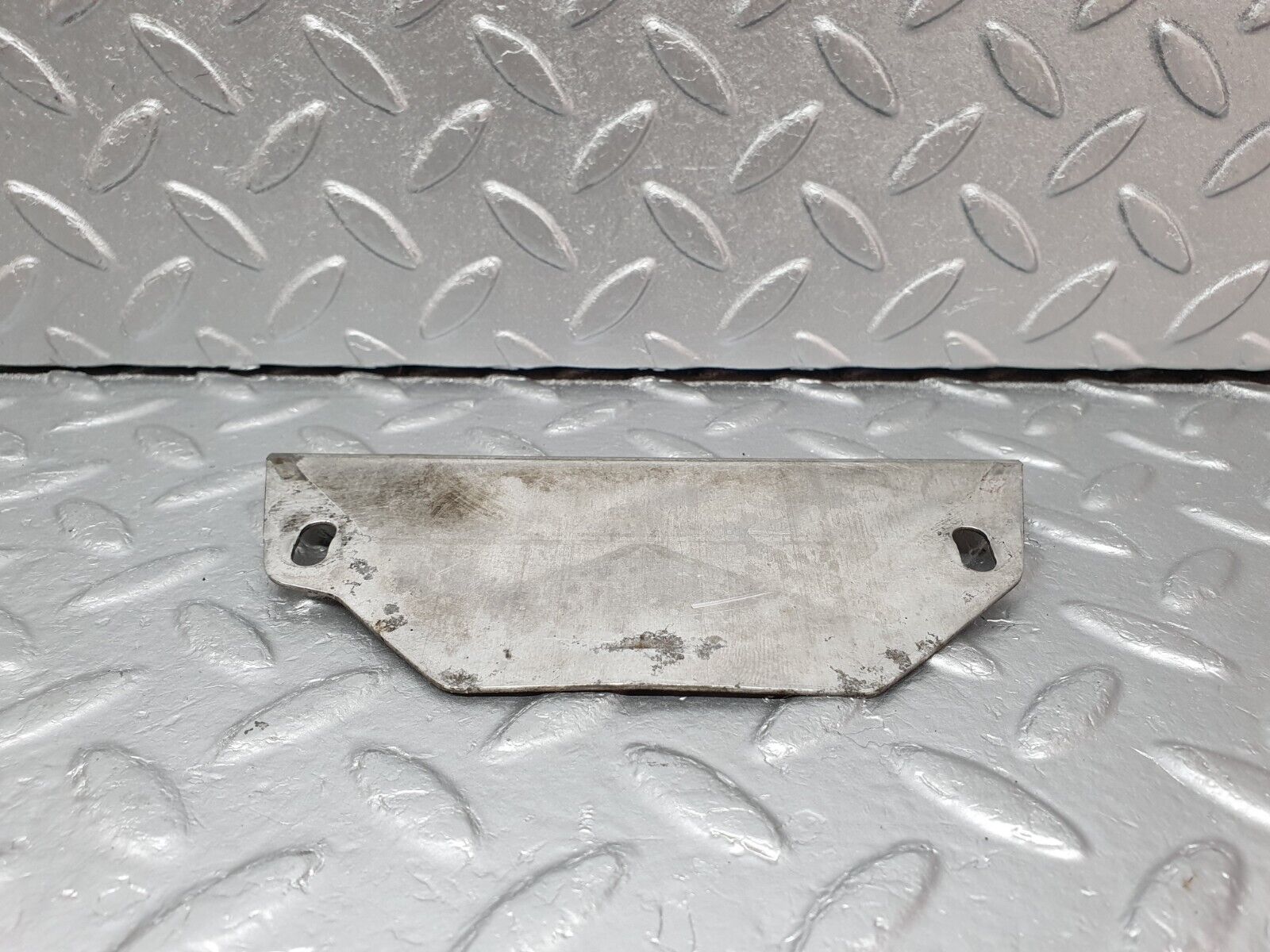 40794 Mercedes-Benz W123 300D Gearbox Flange Cover