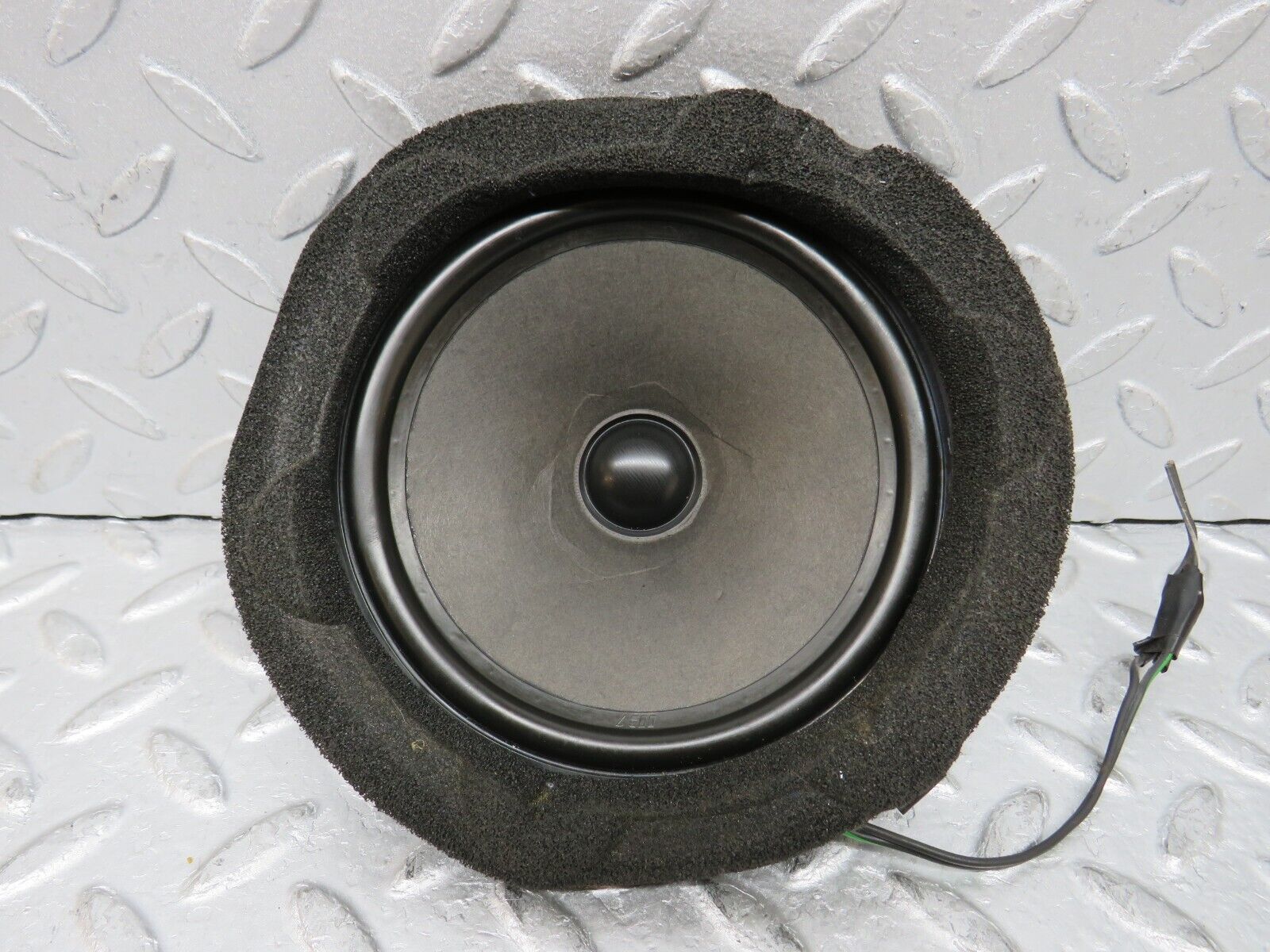 37865 Mercedes-Benz A124 320E Cabriolet Rear Left Door Speaker 1248203102