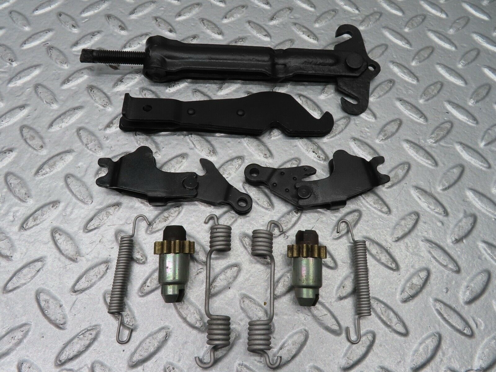 20294 Mercedes-Benz W114 280CE Coupe Handbrake Regulator