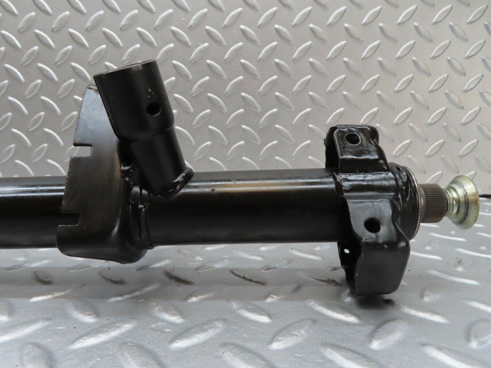 16084 Mercedes-Benz W123 280E Steering Column