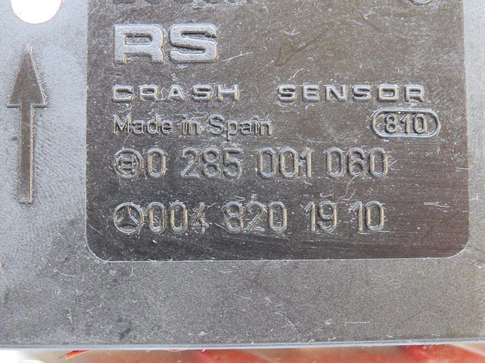 29436 Mercedes-Benz W124 230E Crash Sensor 0048201910 0285001060