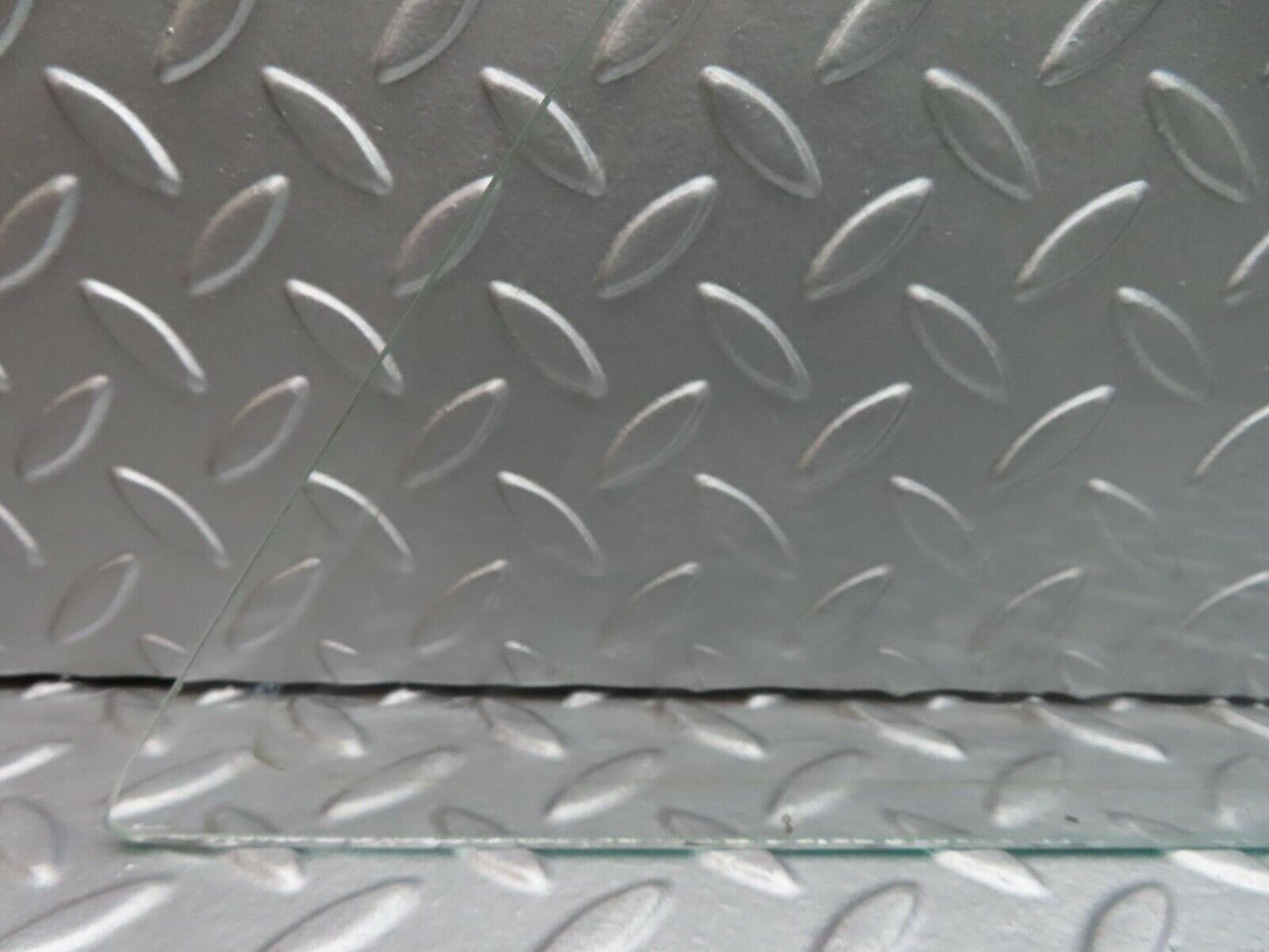 12387 Mercedes-Benz W108 280SE 3.5 Rear Right Quarter Window Glass