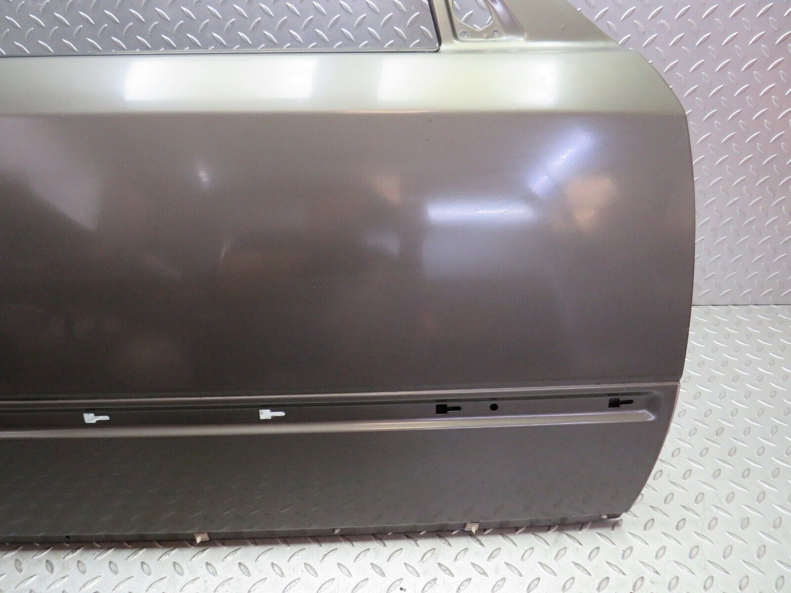 35336 Mercedes-Benz W124 Front Right Door