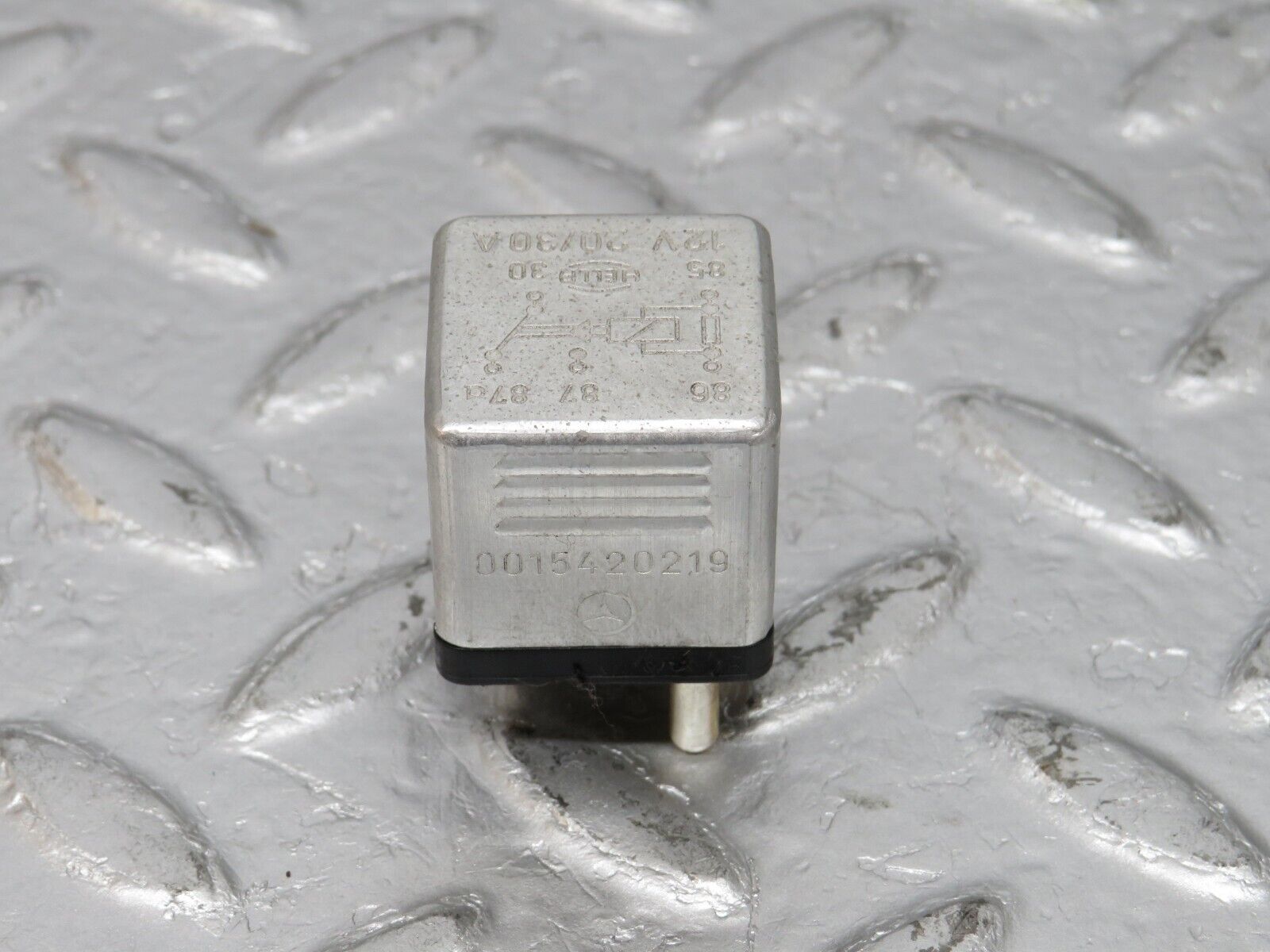 33597 Mercedes-Benz W201 190E 2.0L Multi Purpose Relay 0015420219