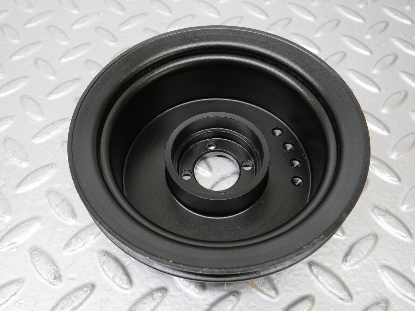 25499 Mercedes-Benz W123 200 Water Pump Pulley