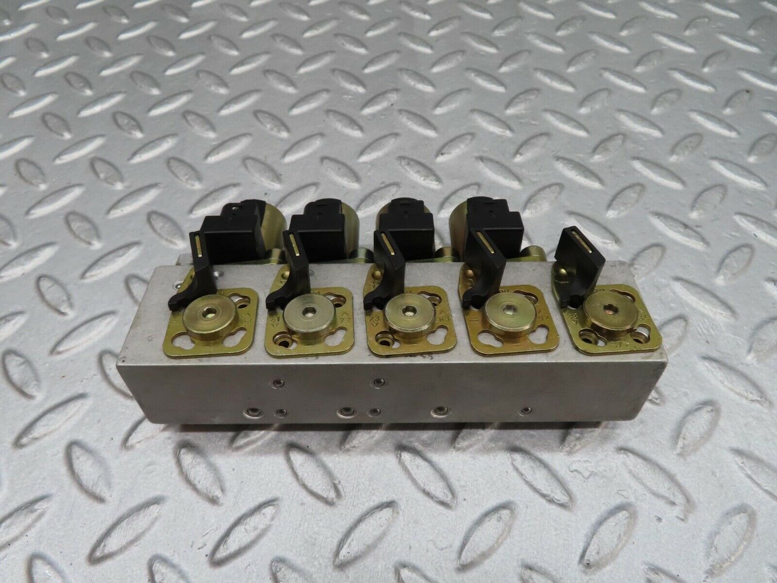 11962 Mercedes-Benz R129 300SL Coupe Left Roof Hydraulic Valve 1298000178