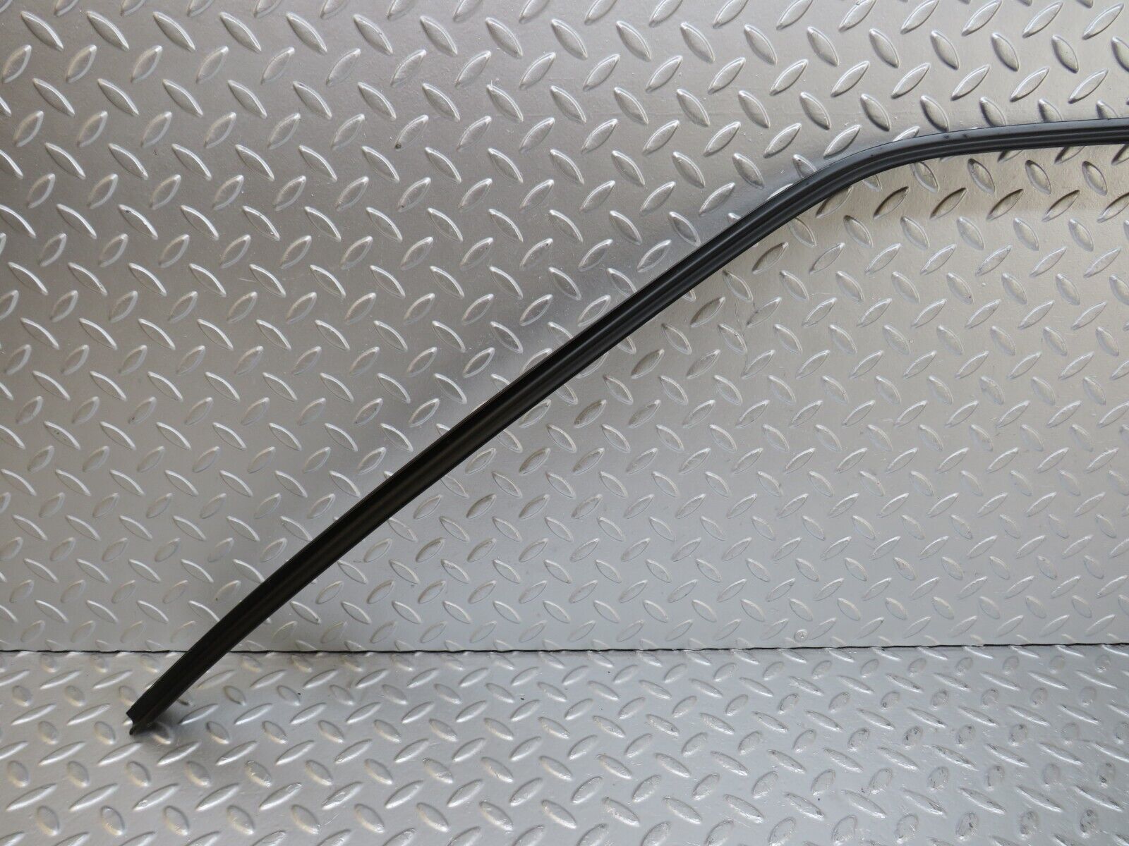 34458 Mercedes-Benz C126 380SEC Coupe Roof Trim Right Side