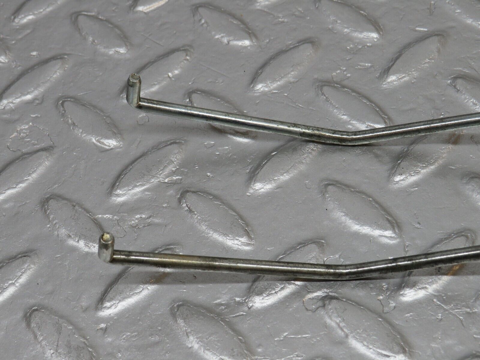 39752 Mercedes-Benz R129 320SL Coupe Door Lock Knob Pair