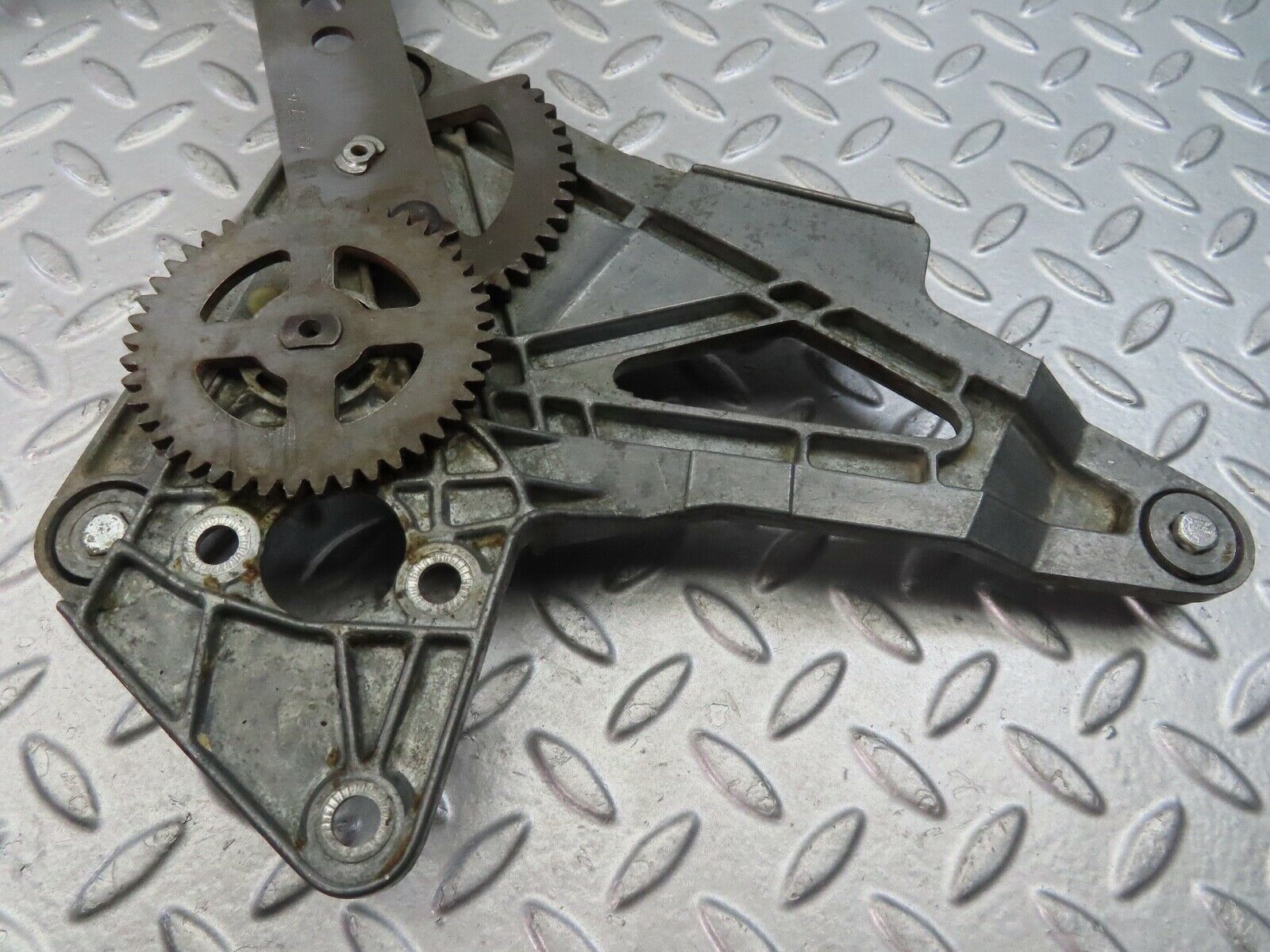 9155 Mercedes-Benz W123 Front Left Power Window Regulator 1237202746