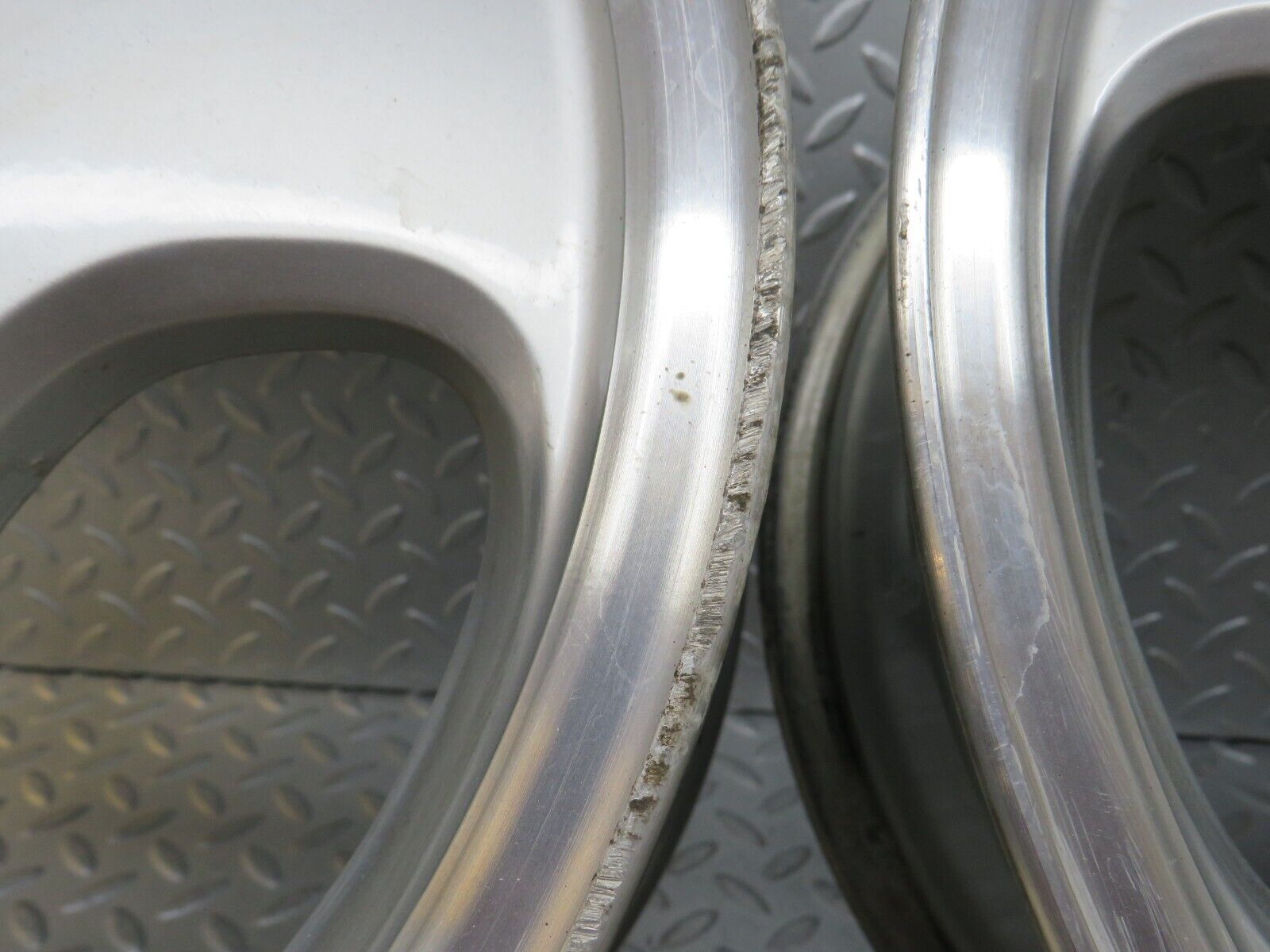 35086 Mercedes-Benz Alloy Wheel Set 7.5Jx16H2 ET41 2104011302