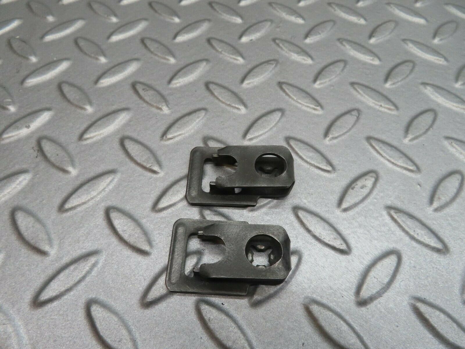 12174 Mercedes-Benz R129 300SL Coupe Fuel Injector Bracket