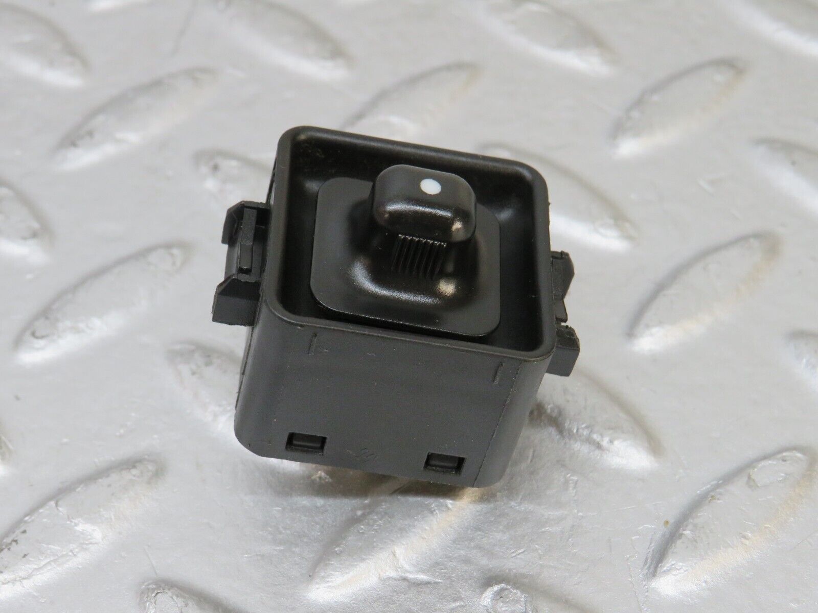 36908 Mercedes-Benz C126 420SEC Coupe Electric Mirror Adjust Switch 1248201810