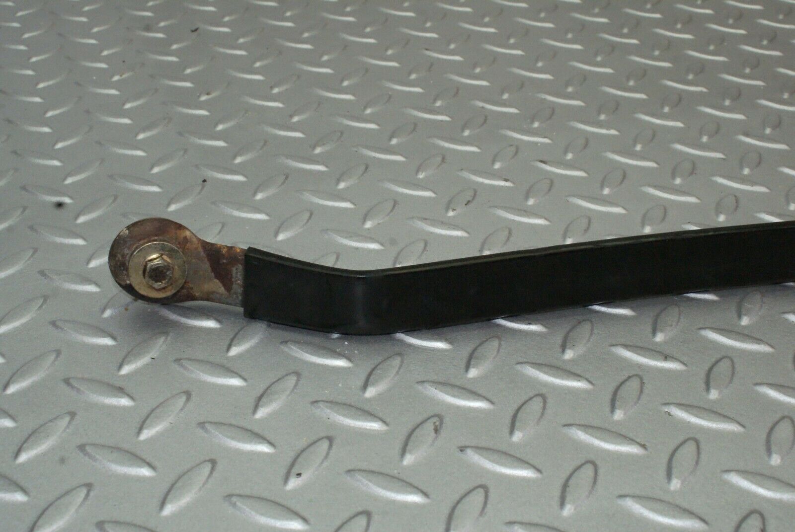 2527 Mercedes-Benz W116 350SE Seat Belt Runner Left