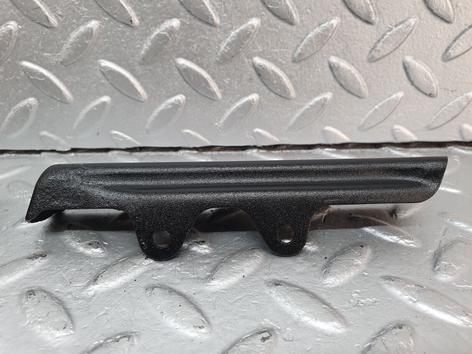 41236 Mercedes-Benz W126 300SE Air Intake Manifold Bracket