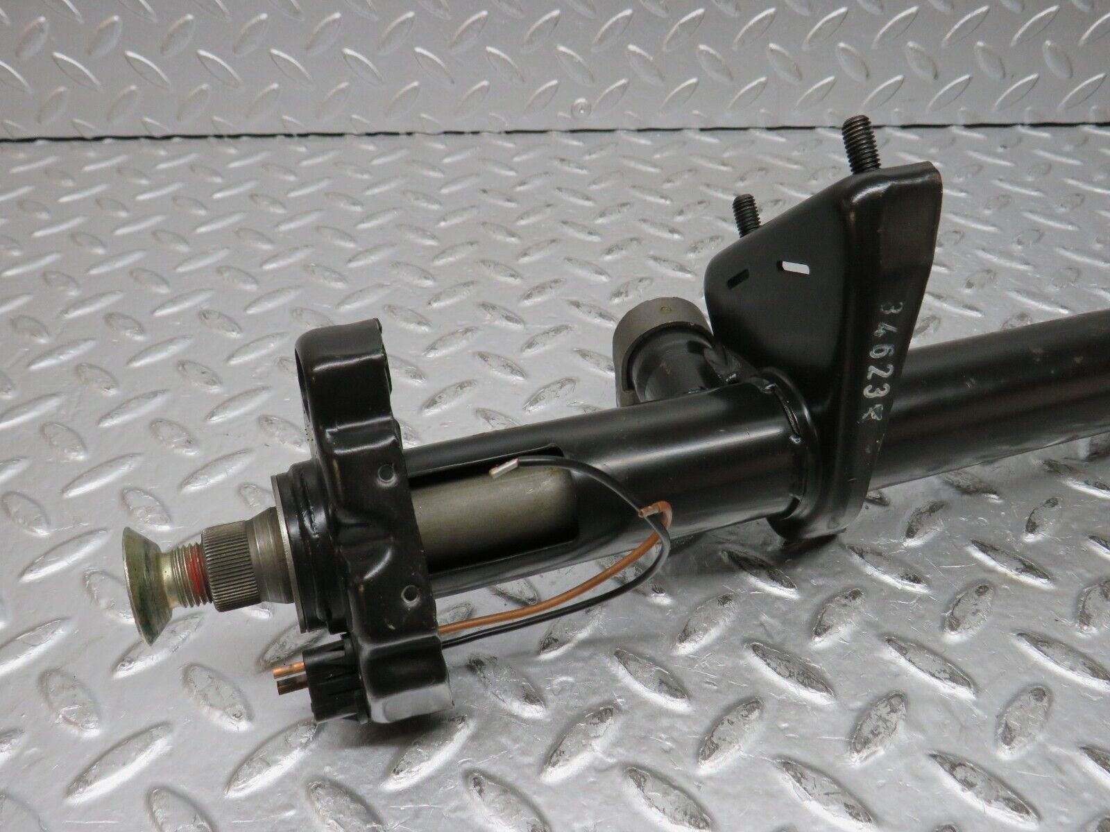 32034 Mercedes-Benz W123 230E Steering Column