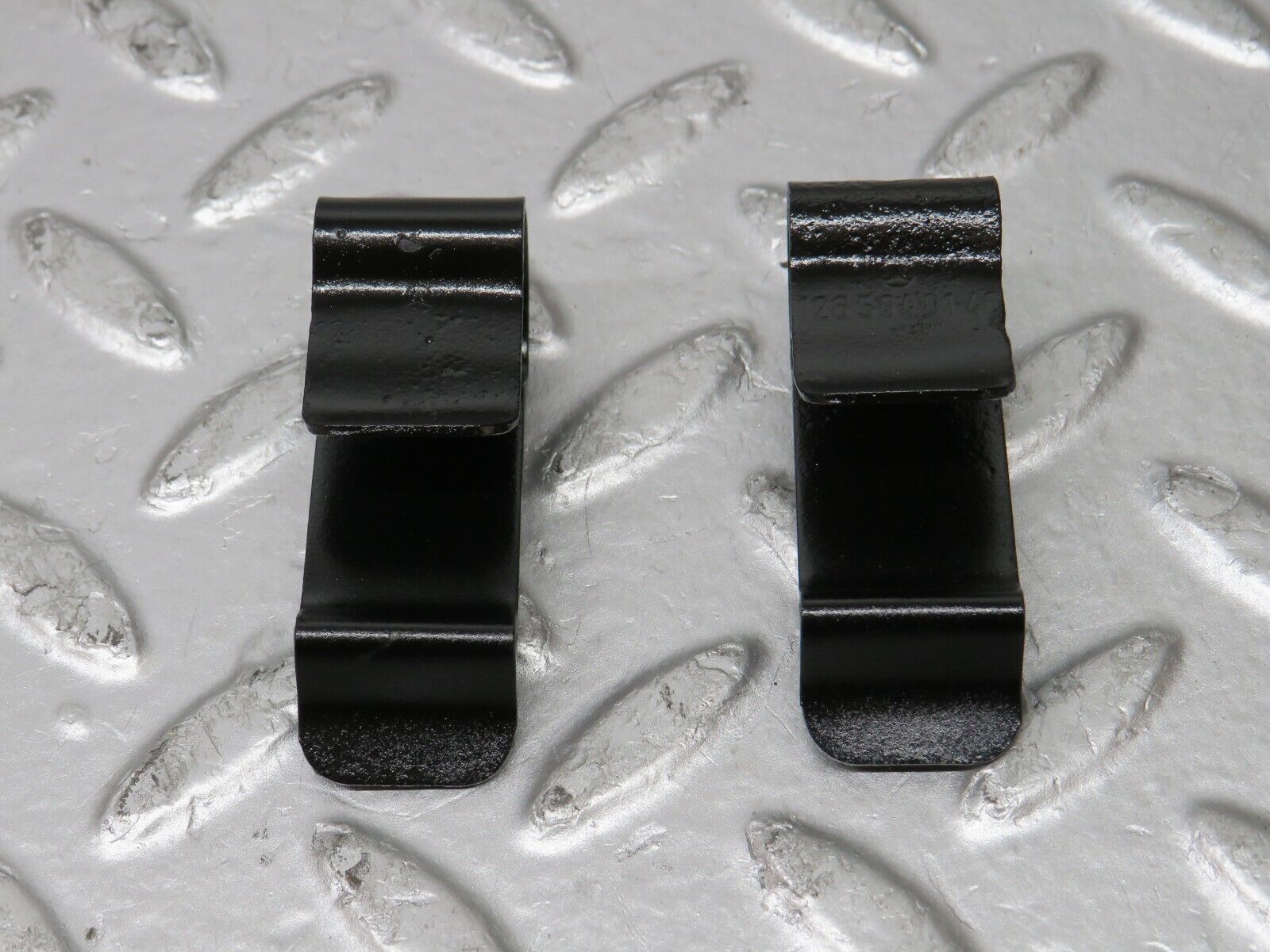 32199 Mercedes-Benz W123 230E Radiator Fan Shroud Cover Holder Set 1265040146