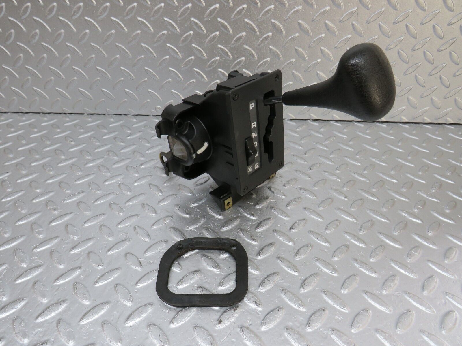 34161 Mercedes-Benz W124 260E Automatic Gear Shift Selector 2012670905