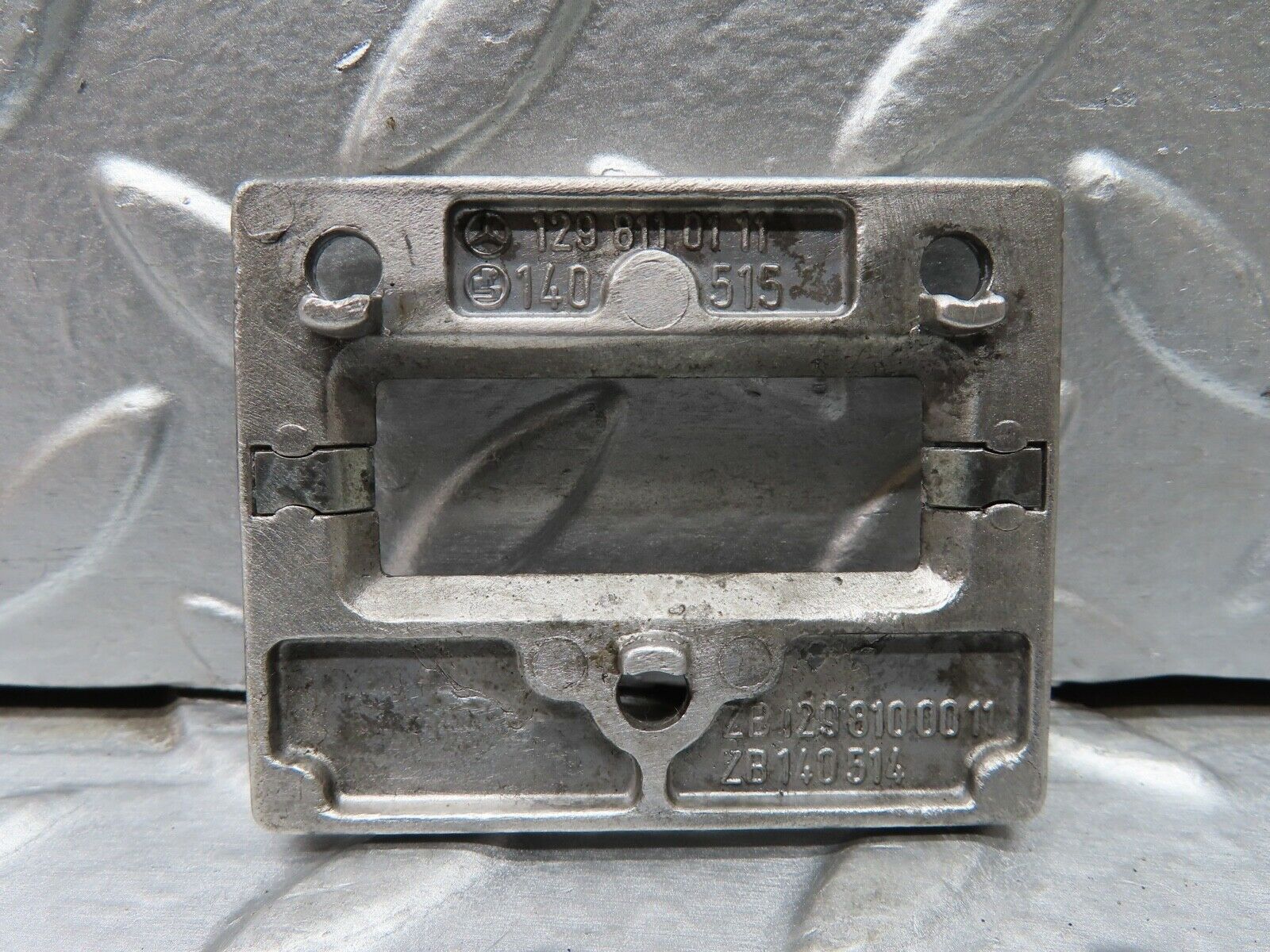 20112 Mercedes-Benz R129 300SL Coupe Rear View Mirror Mount Bracket 1298110111