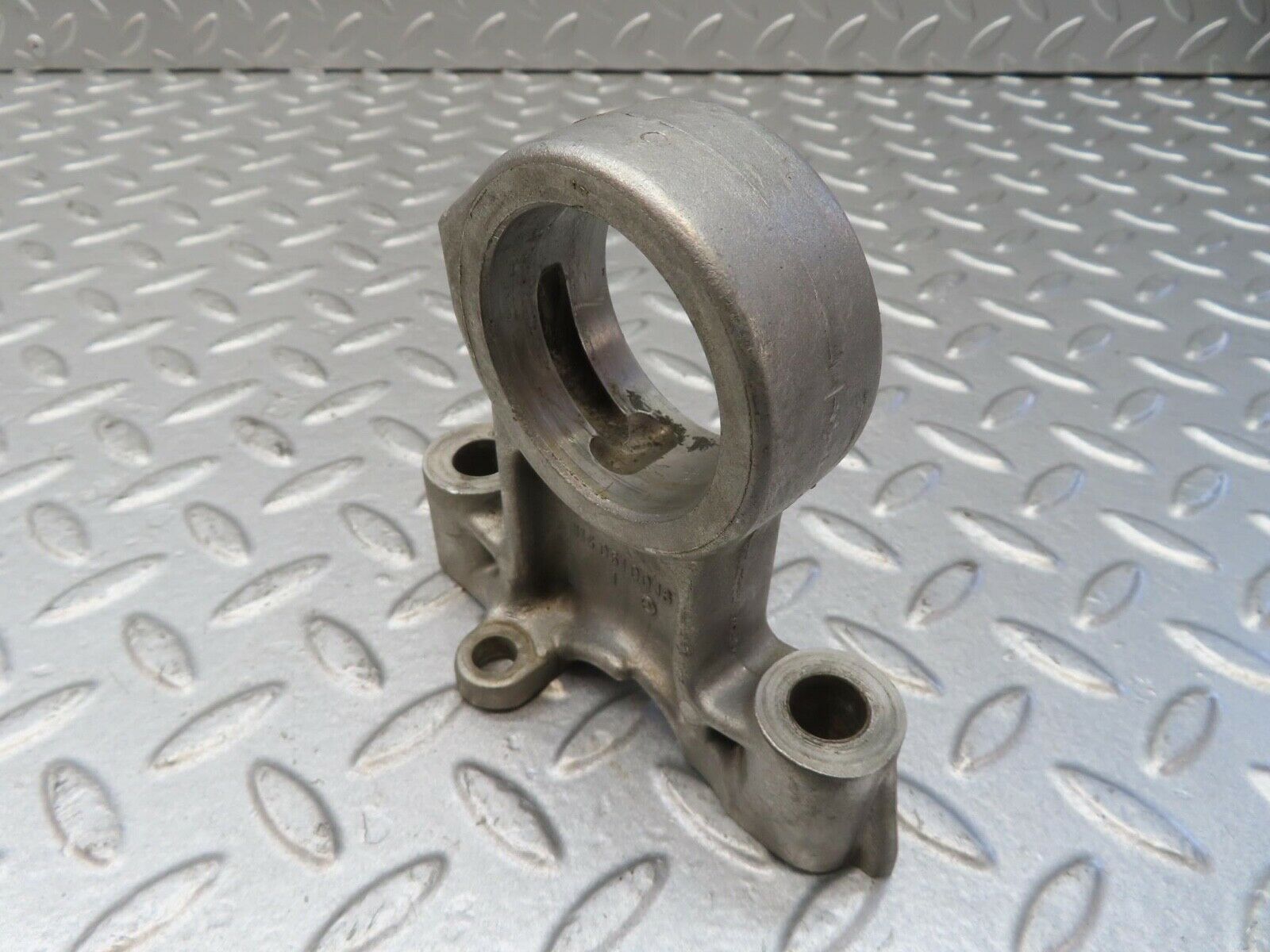 13362 Mercedes-Benz W111 230S Camshaft Tower Bearing 1140510016